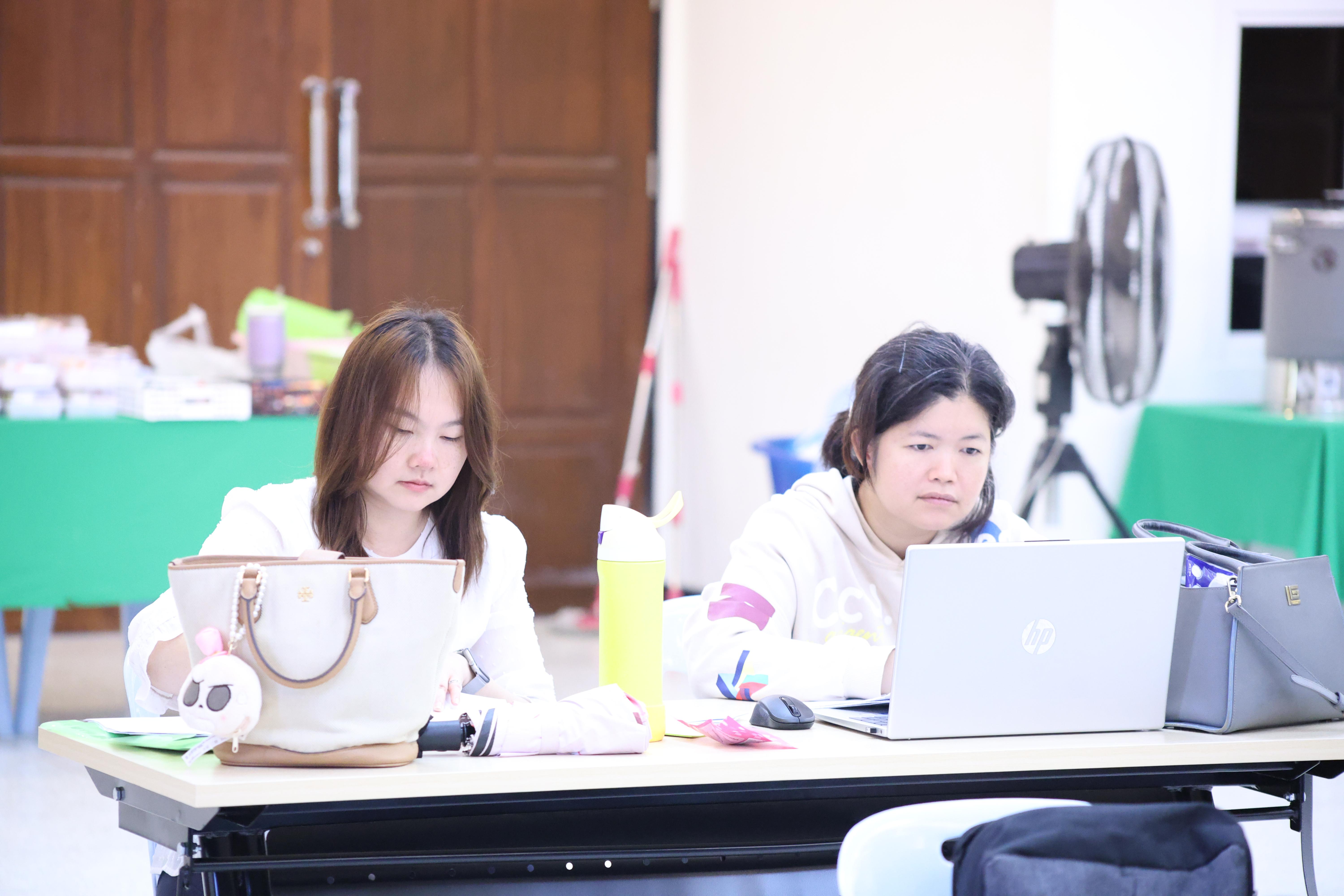 160. วันนี้เป็นการอบรมในโมดูลที่ 2  เรื่อง “ภาษาเพื่อการสื่อสารสำหรับครู”