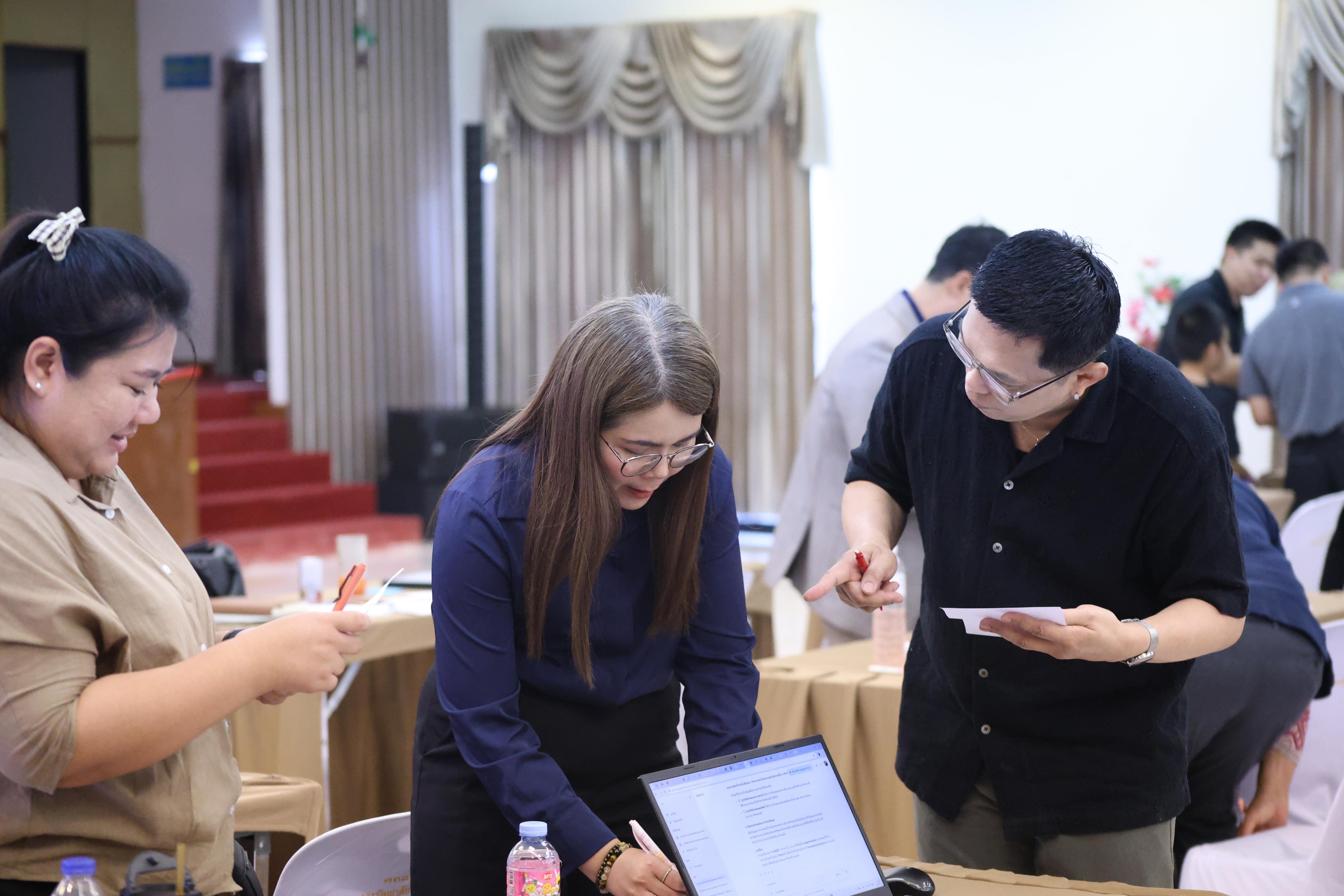 174. วันนี้เป็นการอบรมในโมดูลที่ 2  เรื่อง “ภาษาเพื่อการสื่อสารสำหรับครู”