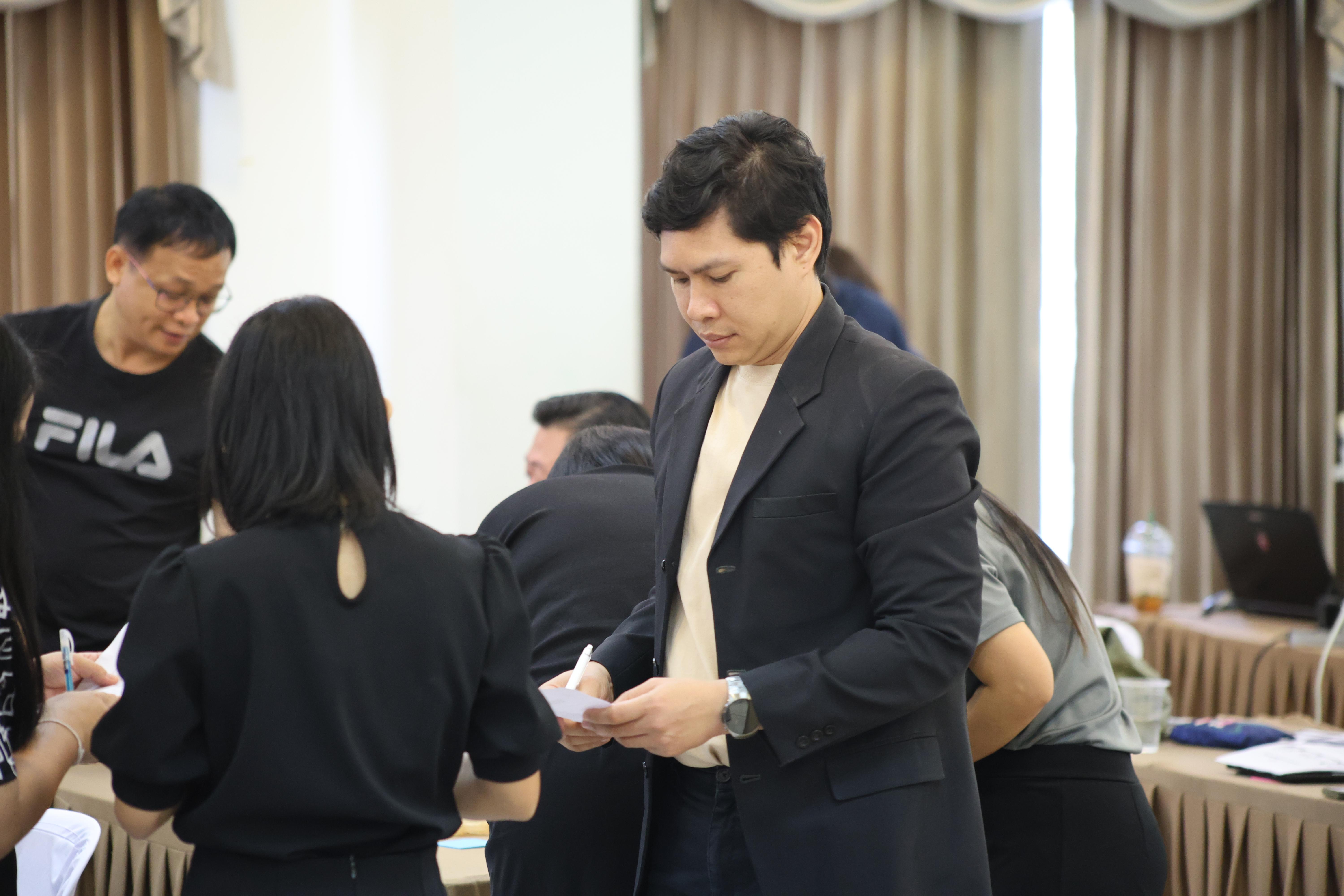 182. วันนี้เป็นการอบรมในโมดูลที่ 2  เรื่อง “ภาษาเพื่อการสื่อสารสำหรับครู”