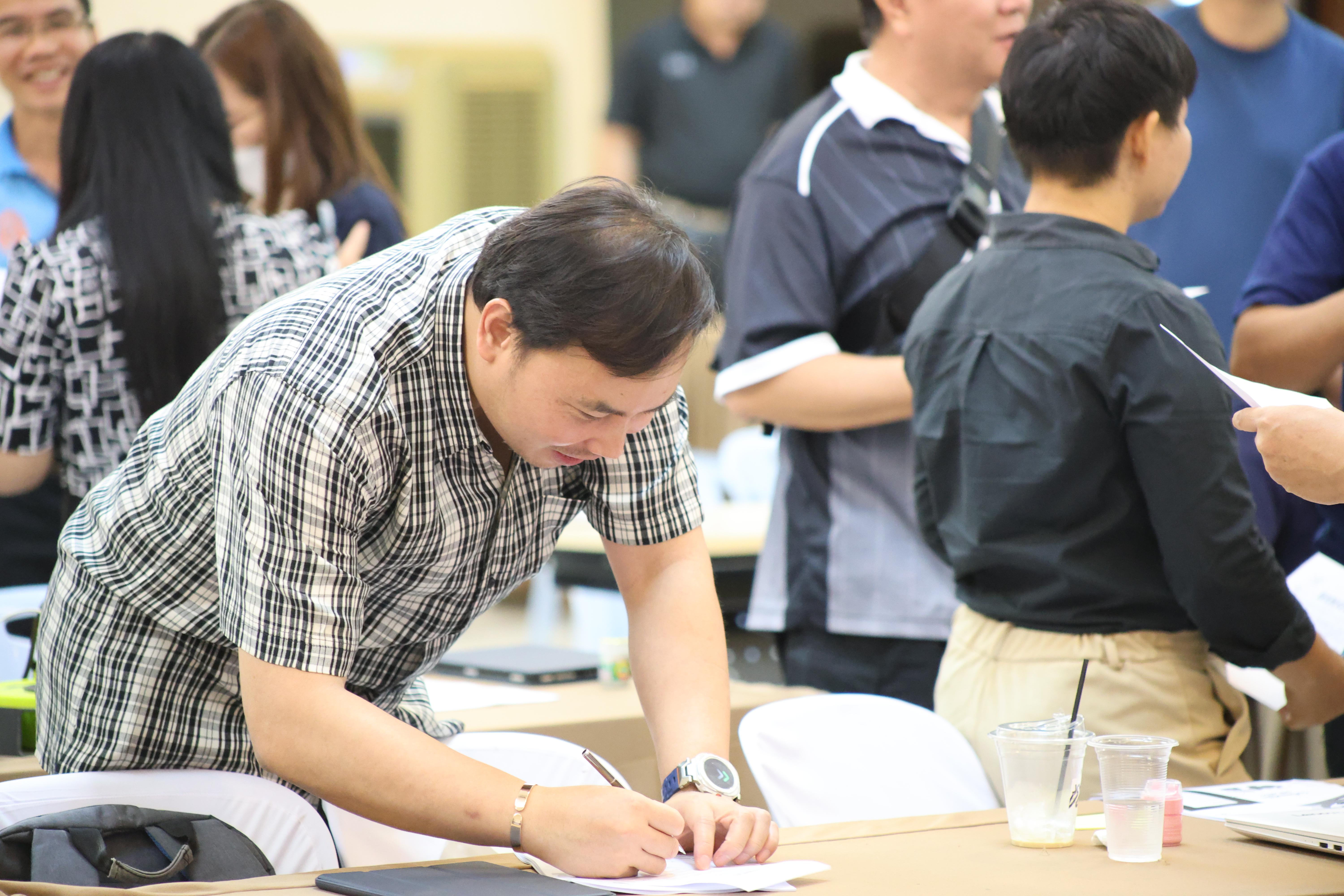 195. วันนี้เป็นการอบรมในโมดูลที่ 2  เรื่อง “ภาษาเพื่อการสื่อสารสำหรับครู”