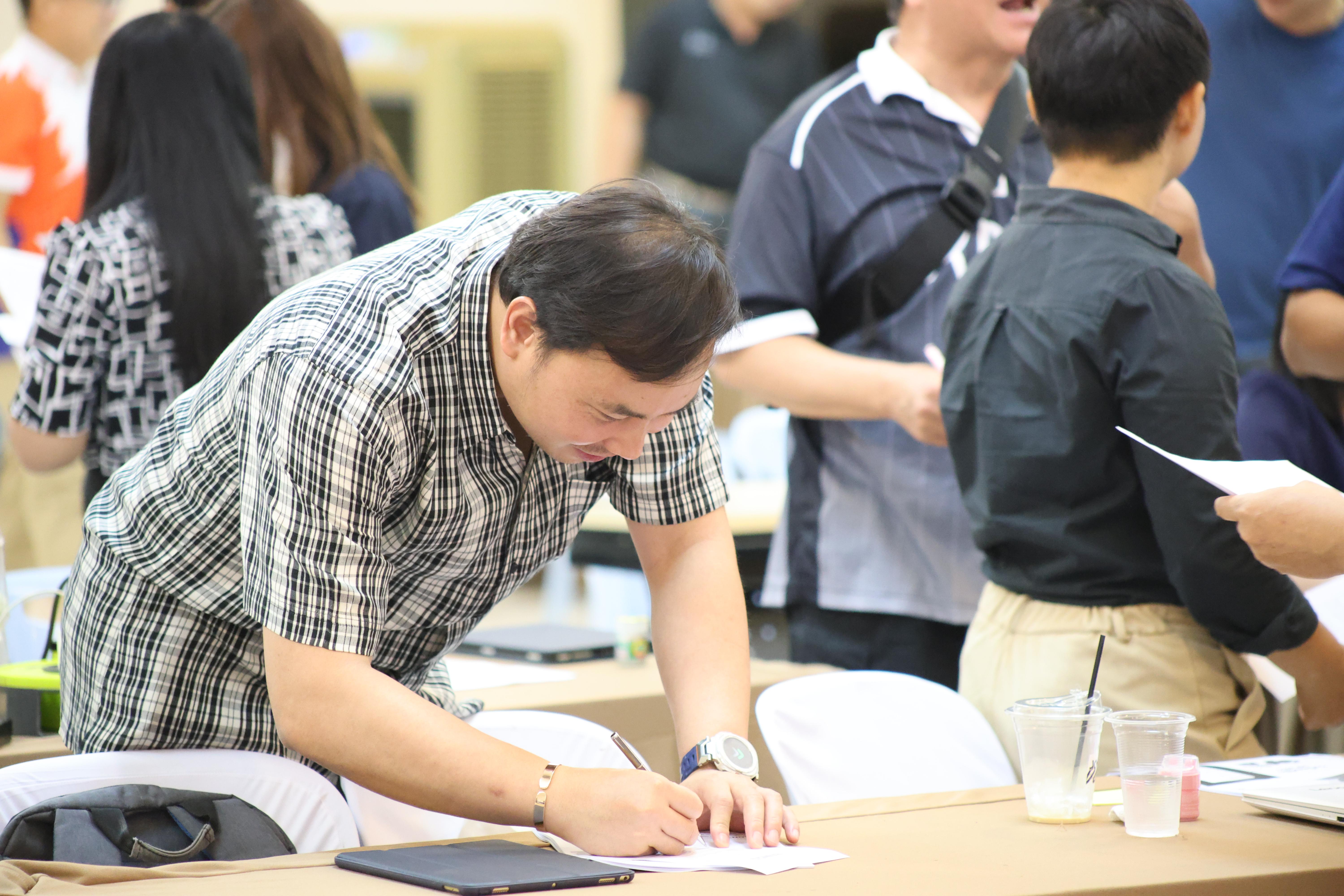 196. วันนี้เป็นการอบรมในโมดูลที่ 2  เรื่อง “ภาษาเพื่อการสื่อสารสำหรับครู”