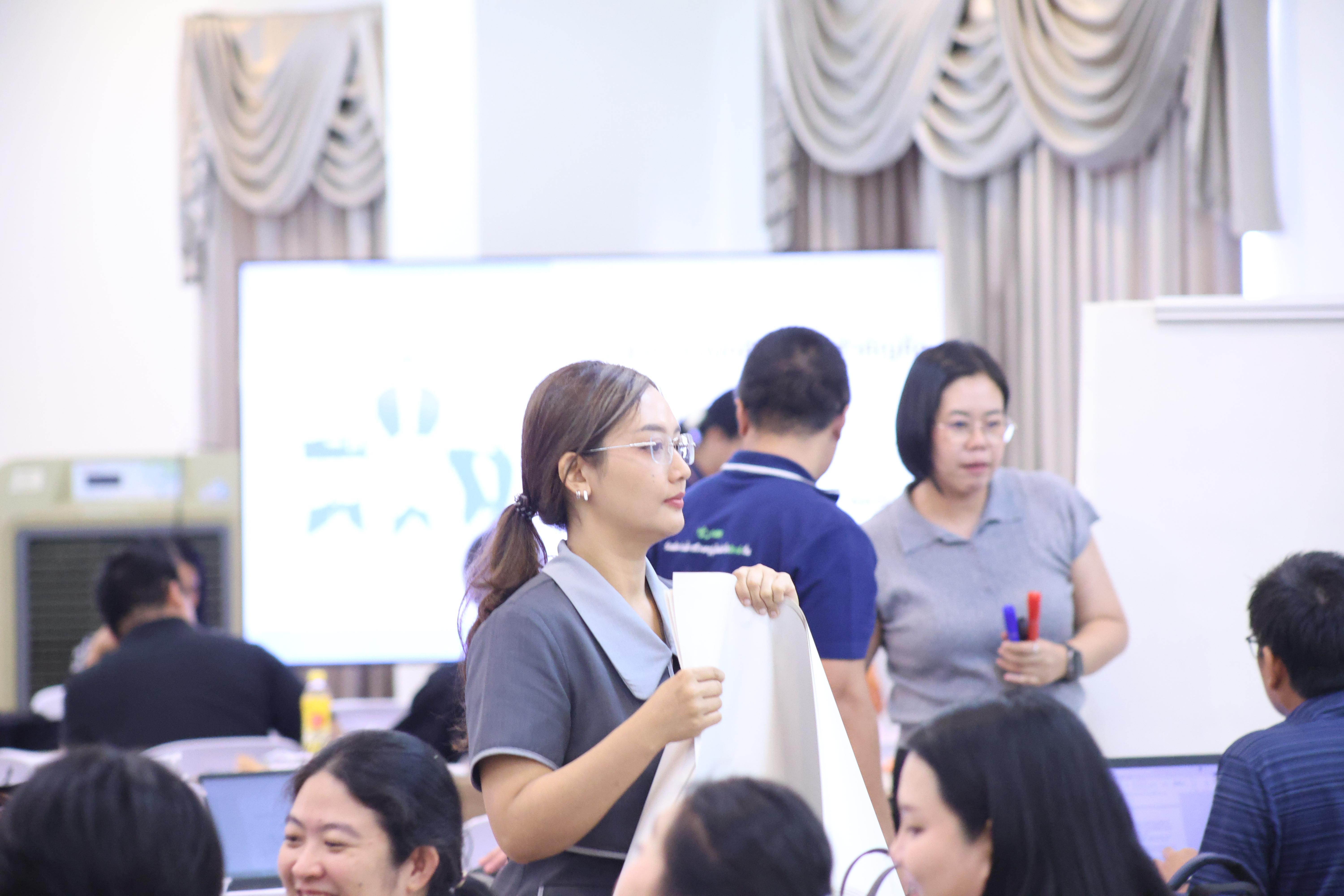 260. วันนี้เป็นการอบรมในโมดูลที่ 2  เรื่อง “ภาษาเพื่อการสื่อสารสำหรับครู”
