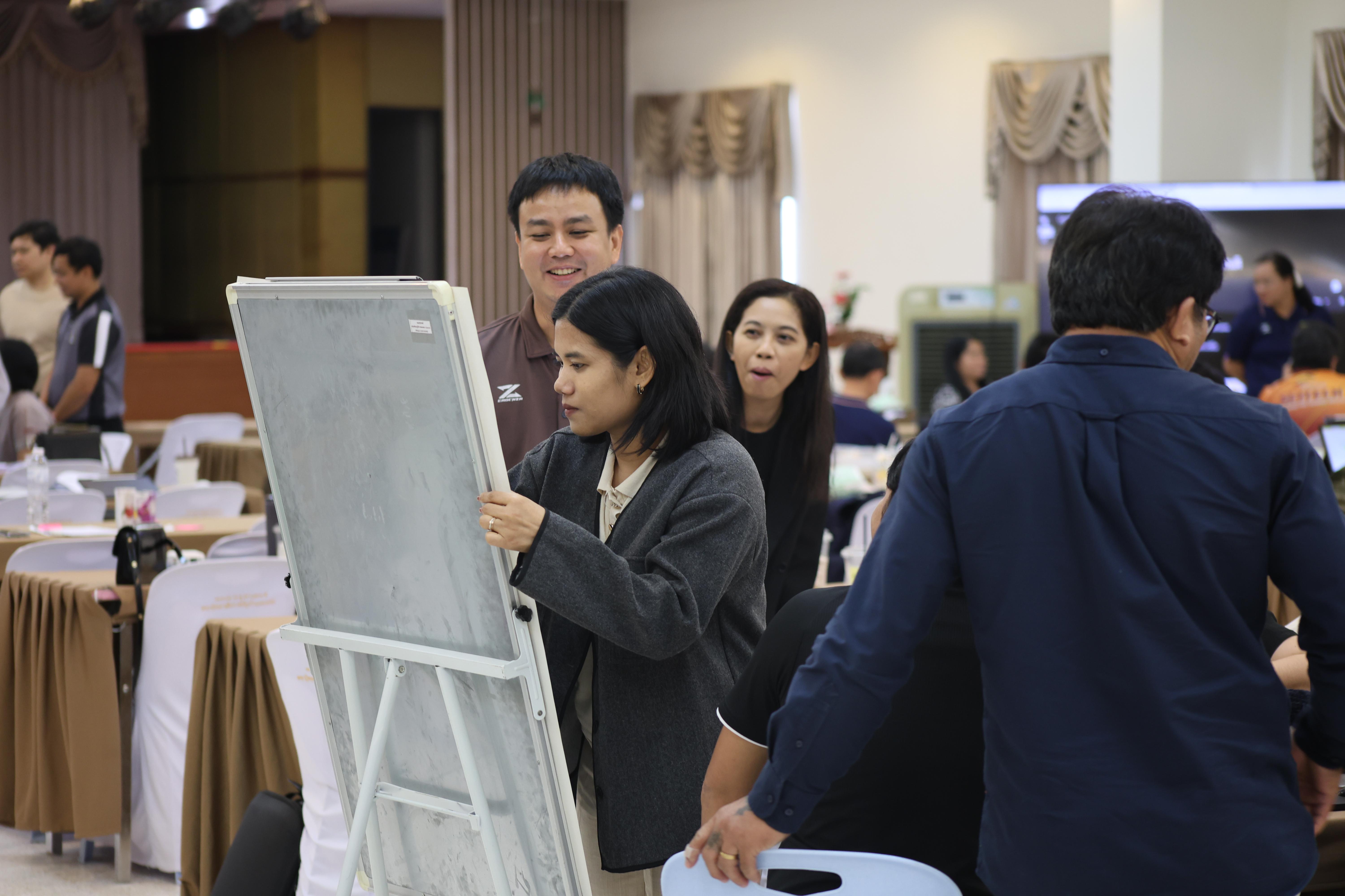 268. วันนี้เป็นการอบรมในโมดูลที่ 2  เรื่อง “ภาษาเพื่อการสื่อสารสำหรับครู”