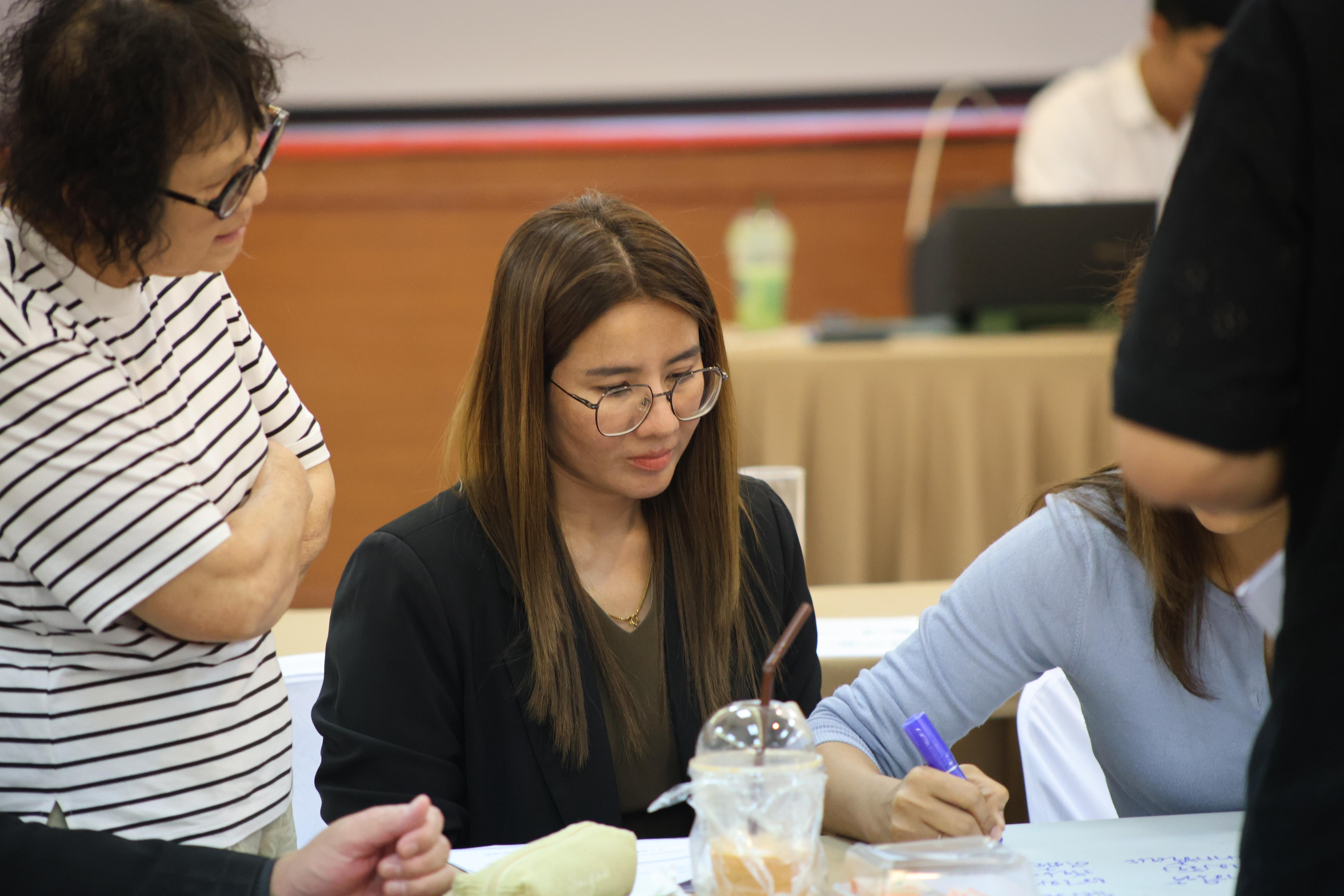 284. วันนี้เป็นการอบรมในโมดูลที่ 2  เรื่อง “ภาษาเพื่อการสื่อสารสำหรับครู”