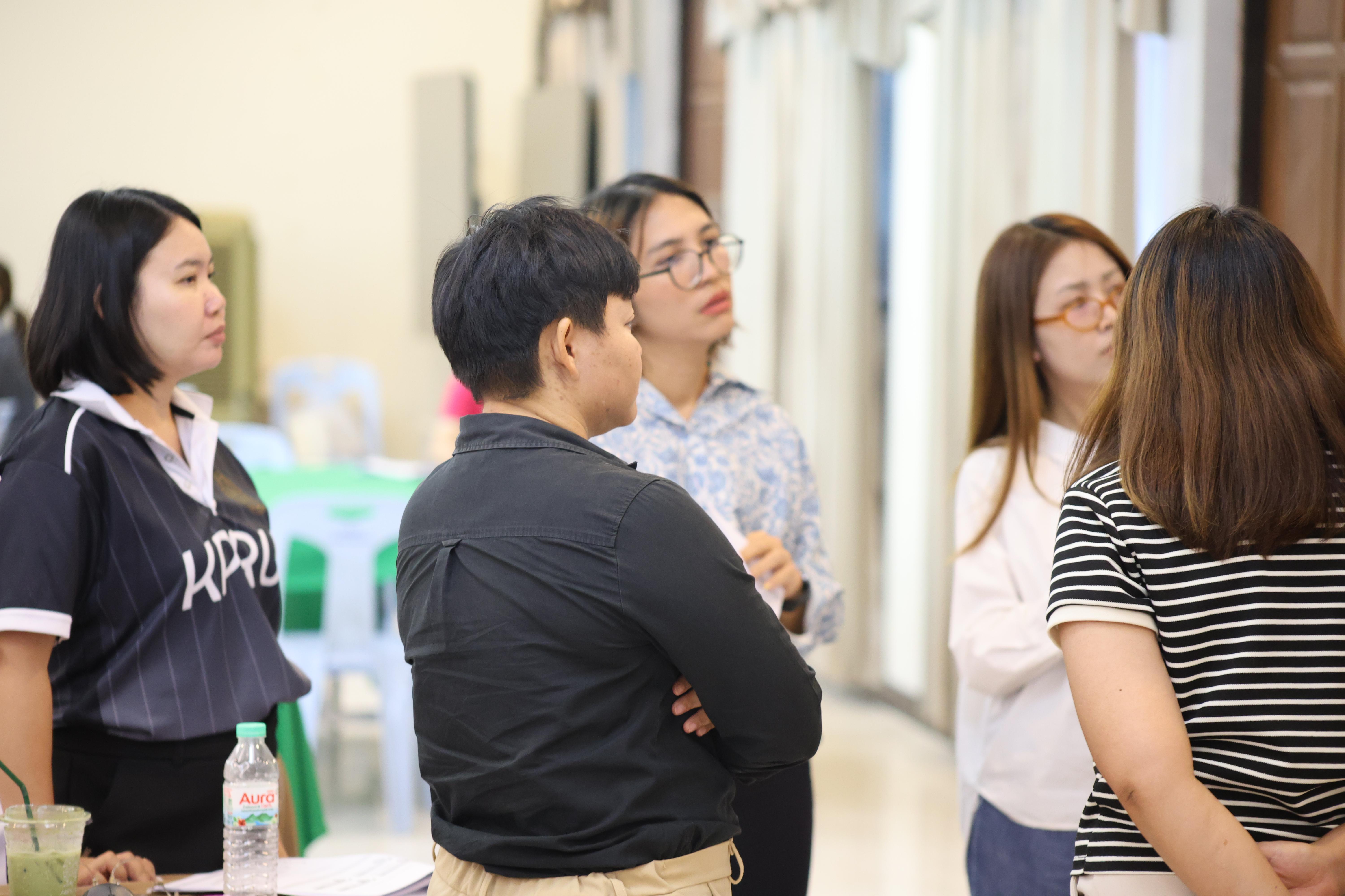 297. วันนี้เป็นการอบรมในโมดูลที่ 2  เรื่อง “ภาษาเพื่อการสื่อสารสำหรับครู”