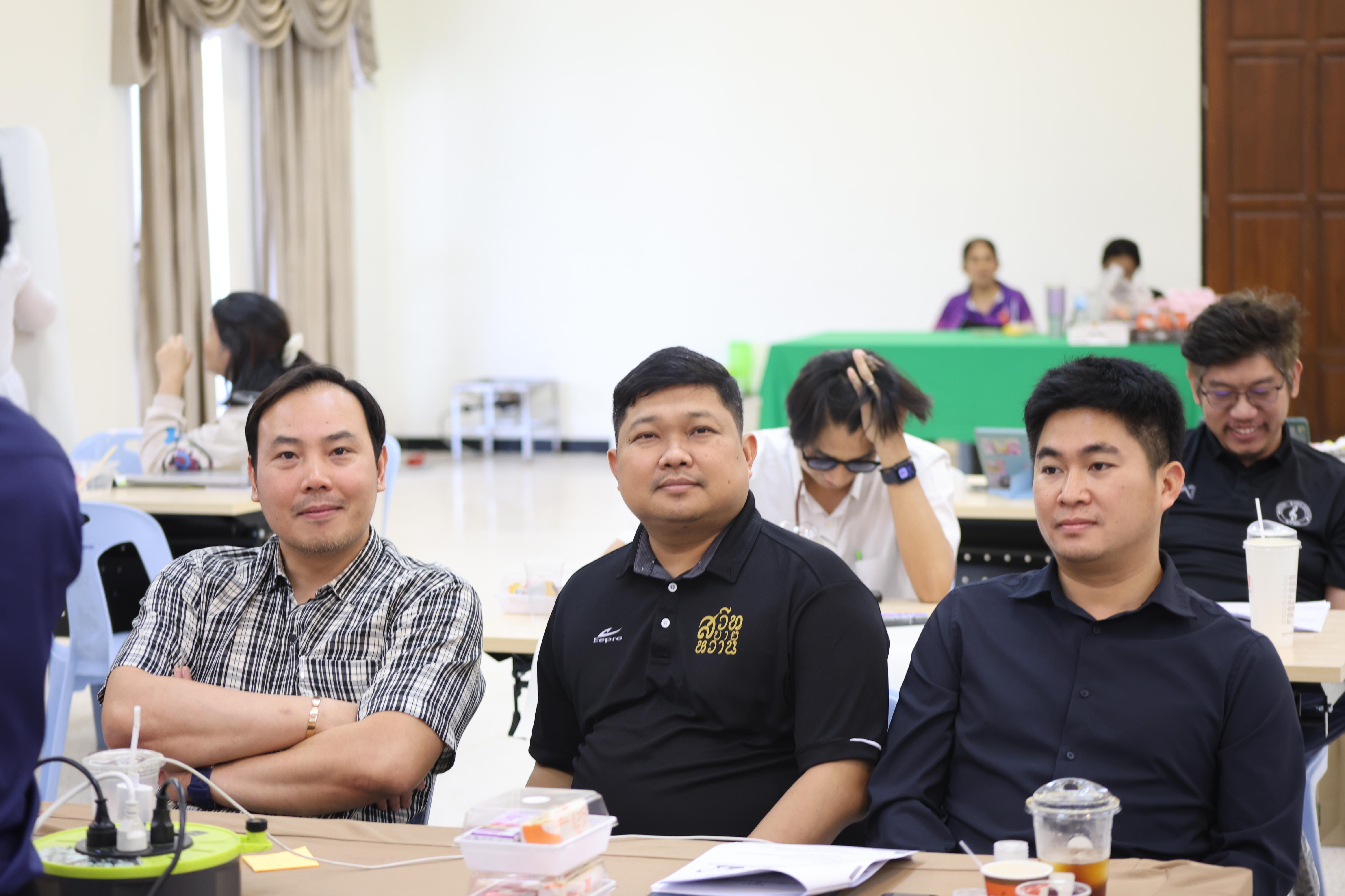 341. วันนี้เป็นการอบรมในโมดูลที่ 2  เรื่อง “ภาษาเพื่อการสื่อสารสำหรับครู”