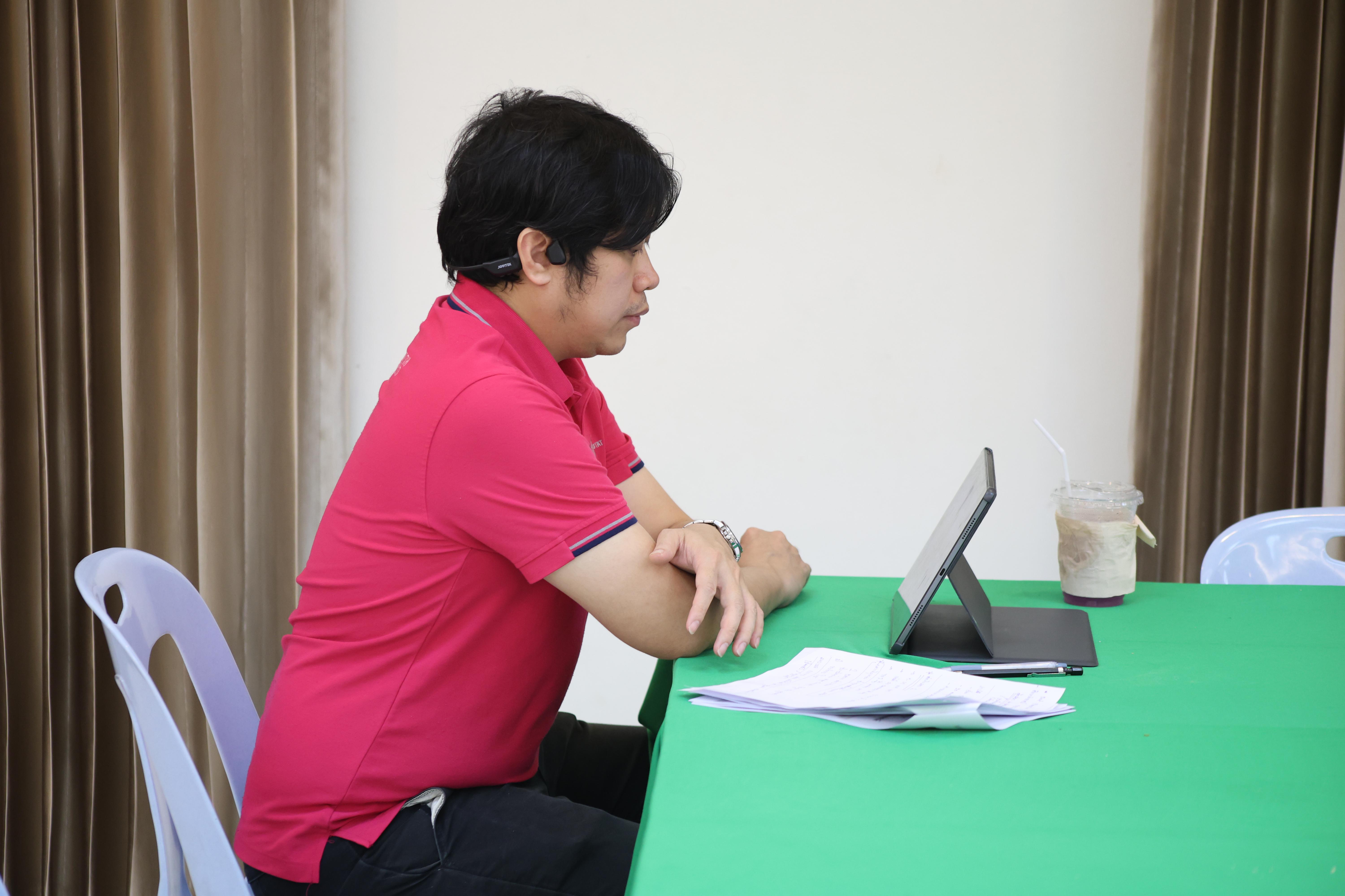351. วันนี้เป็นการอบรมในโมดูลที่ 2  เรื่อง “ภาษาเพื่อการสื่อสารสำหรับครู”