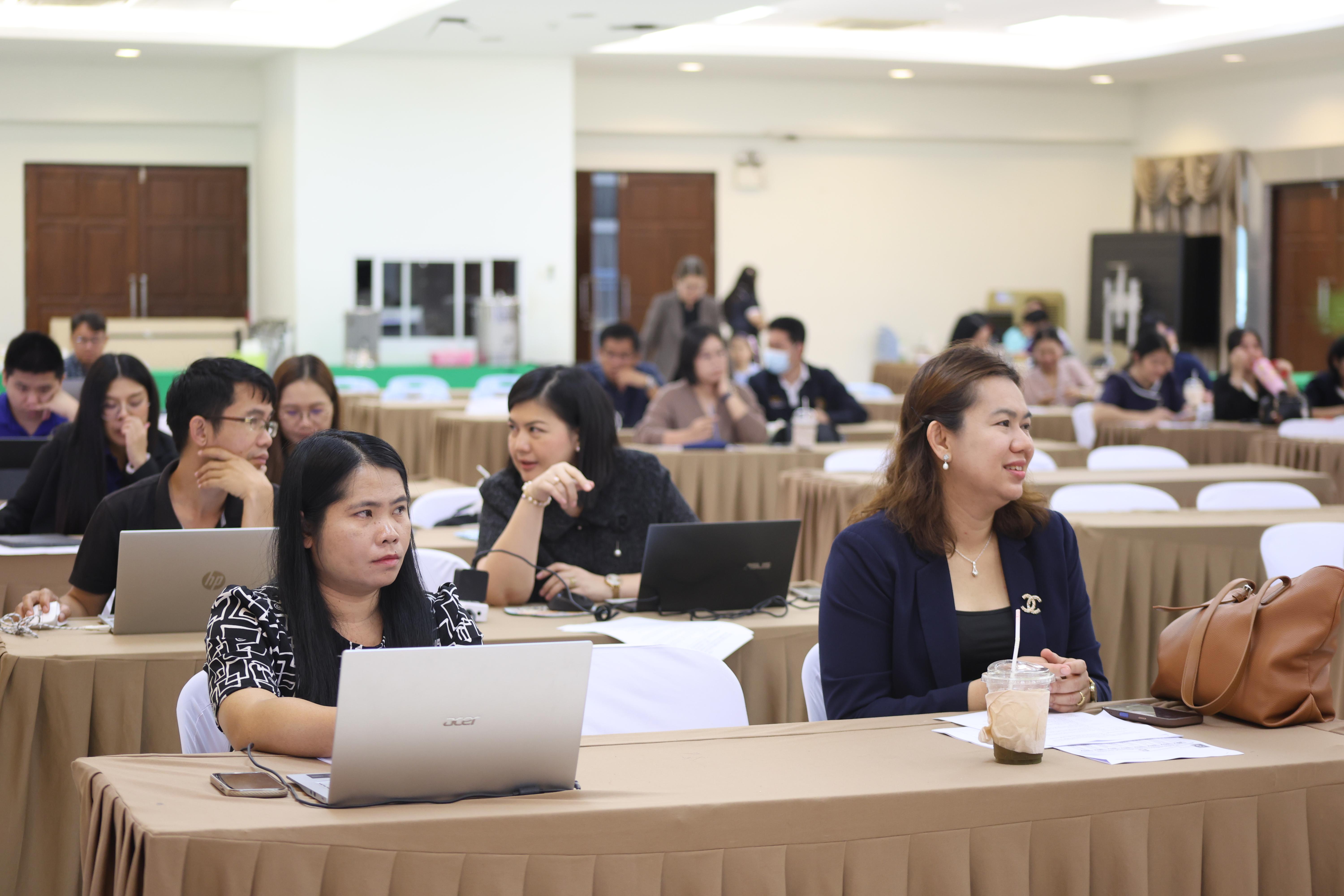 11. การทบทวนแผนกลยุทธ์ 2566-2570 (ฉบับปรับปรุง2570) และแผนปฏิบัติราชการประจำปี 2570 และประชุมคณาจารย์ ภาคเรียนที่ 2/2569