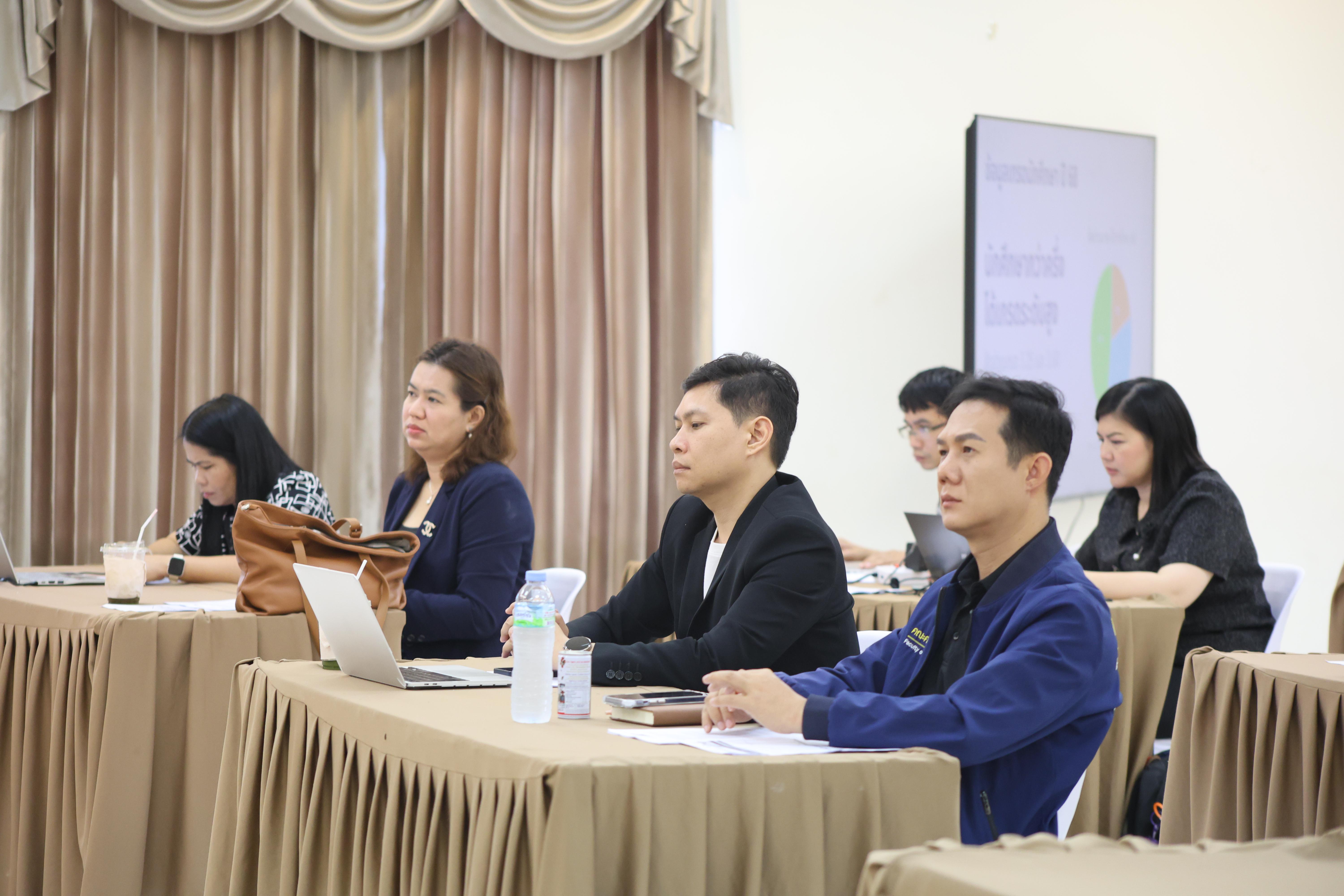 38. การทบทวนแผนกลยุทธ์ 2566-2570 (ฉบับปรับปรุง2570) และแผนปฏิบัติราชการประจำปี 2570 และประชุมคณาจารย์ ภาคเรียนที่ 2/2569