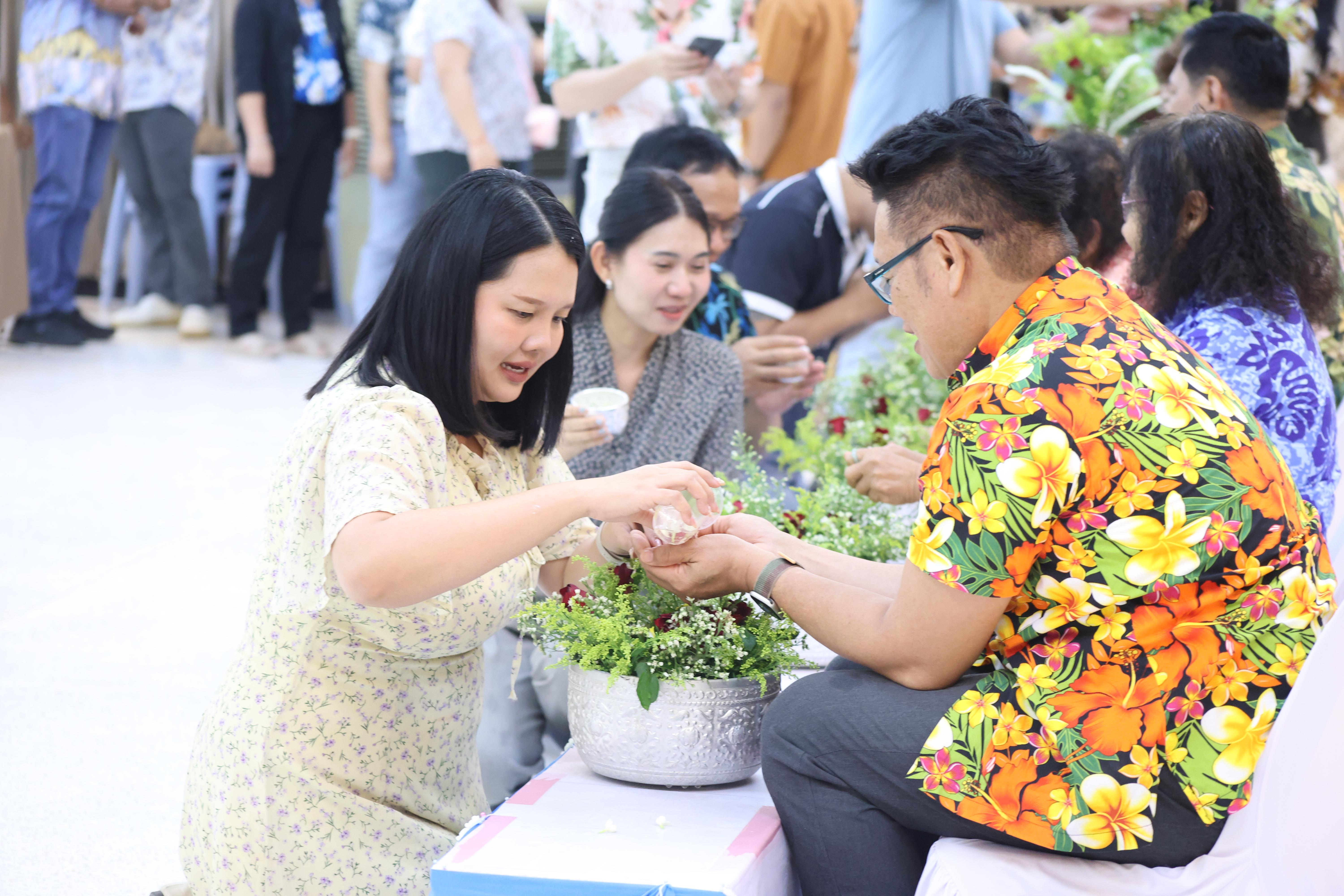 136. การทบทวนแผนกลยุทธ์ และกิจกรรมสงกรานต์ ประจำปีงบประมาณ2569