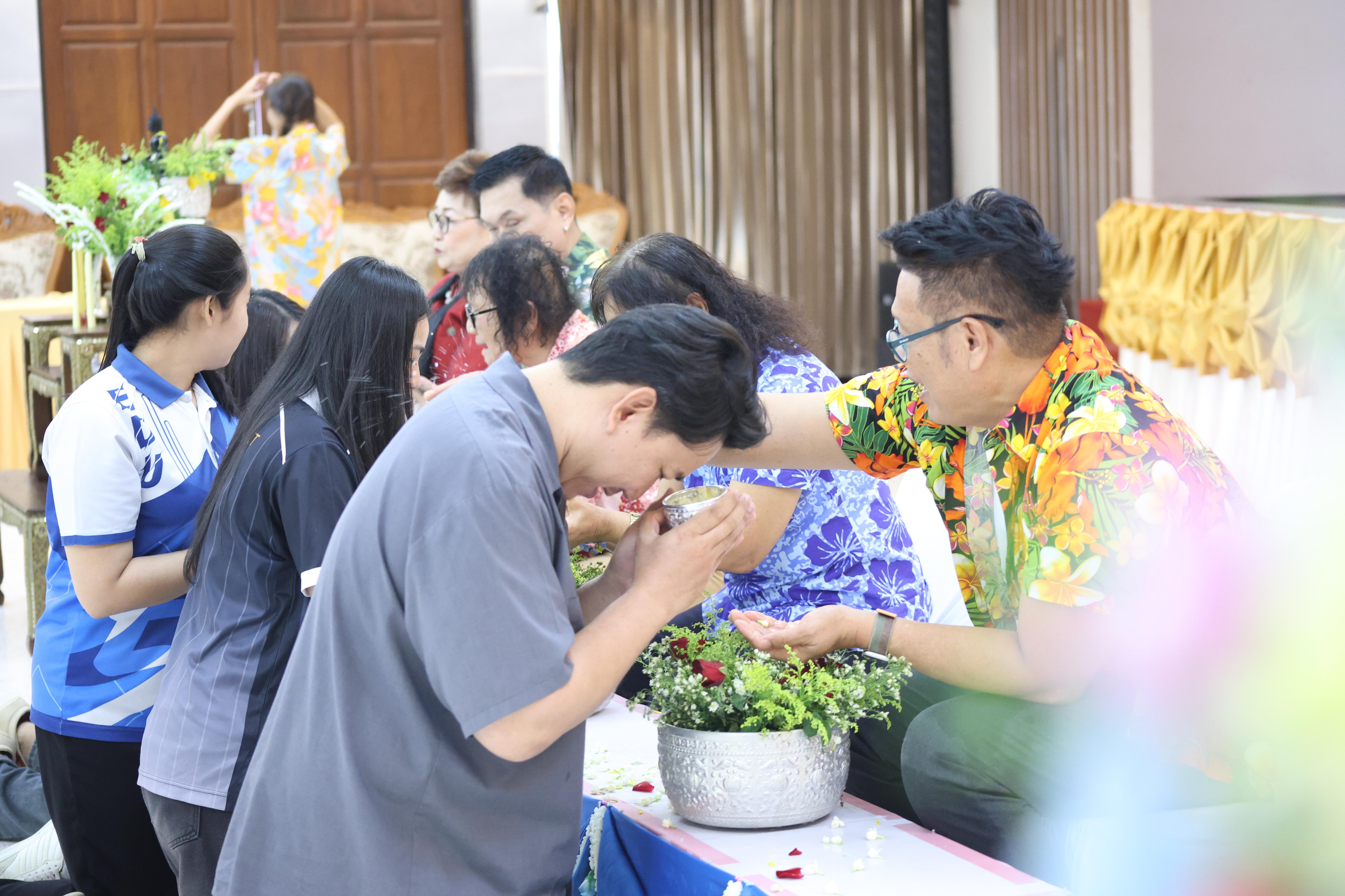 176. การทบทวนแผนกลยุทธ์ และกิจกรรมสงกรานต์ ประจำปีงบประมาณ2569