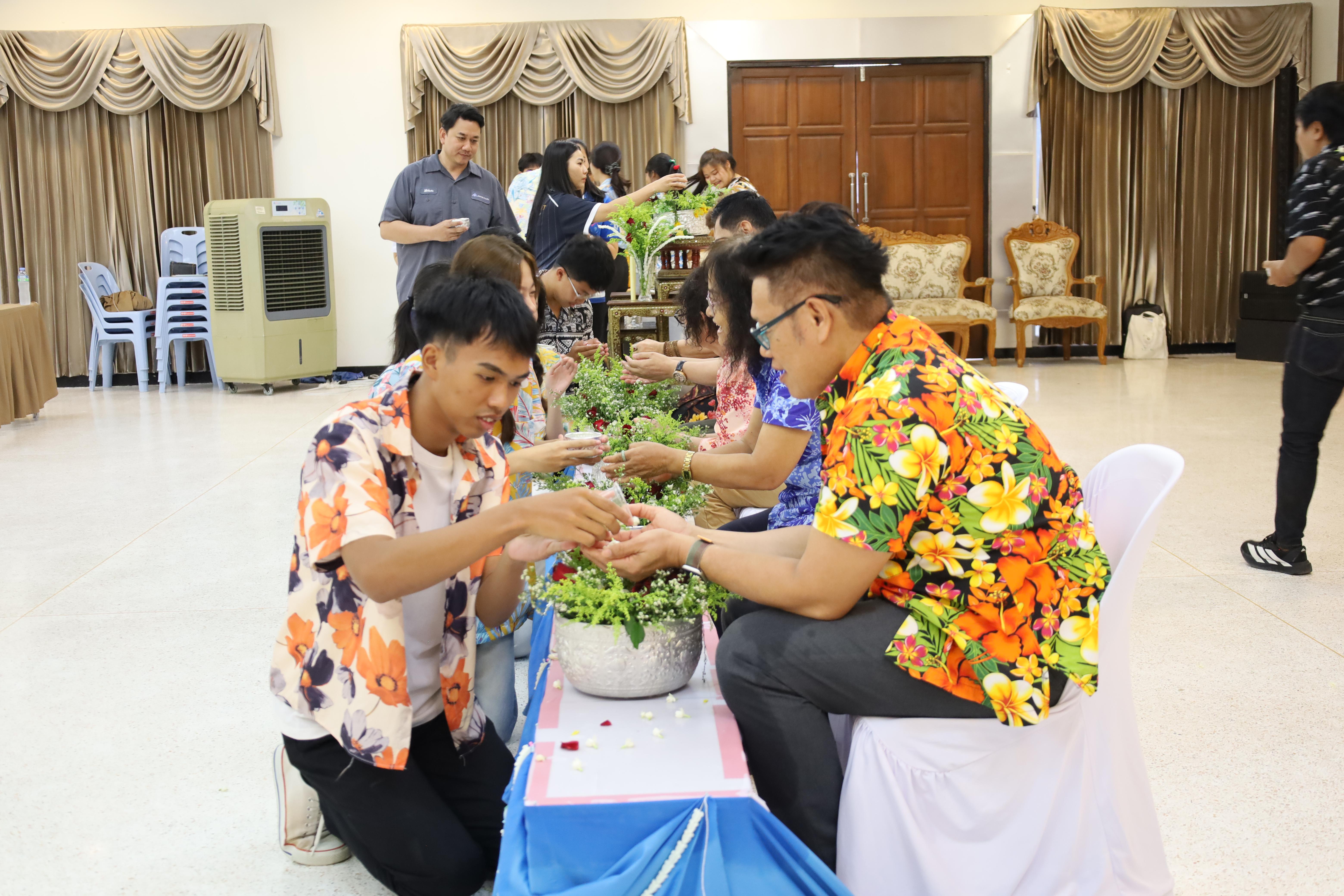 385. การทบทวนแผนกลยุทธ์ และกิจกรรมสงกรานต์ ประจำปีงบประมาณ2569