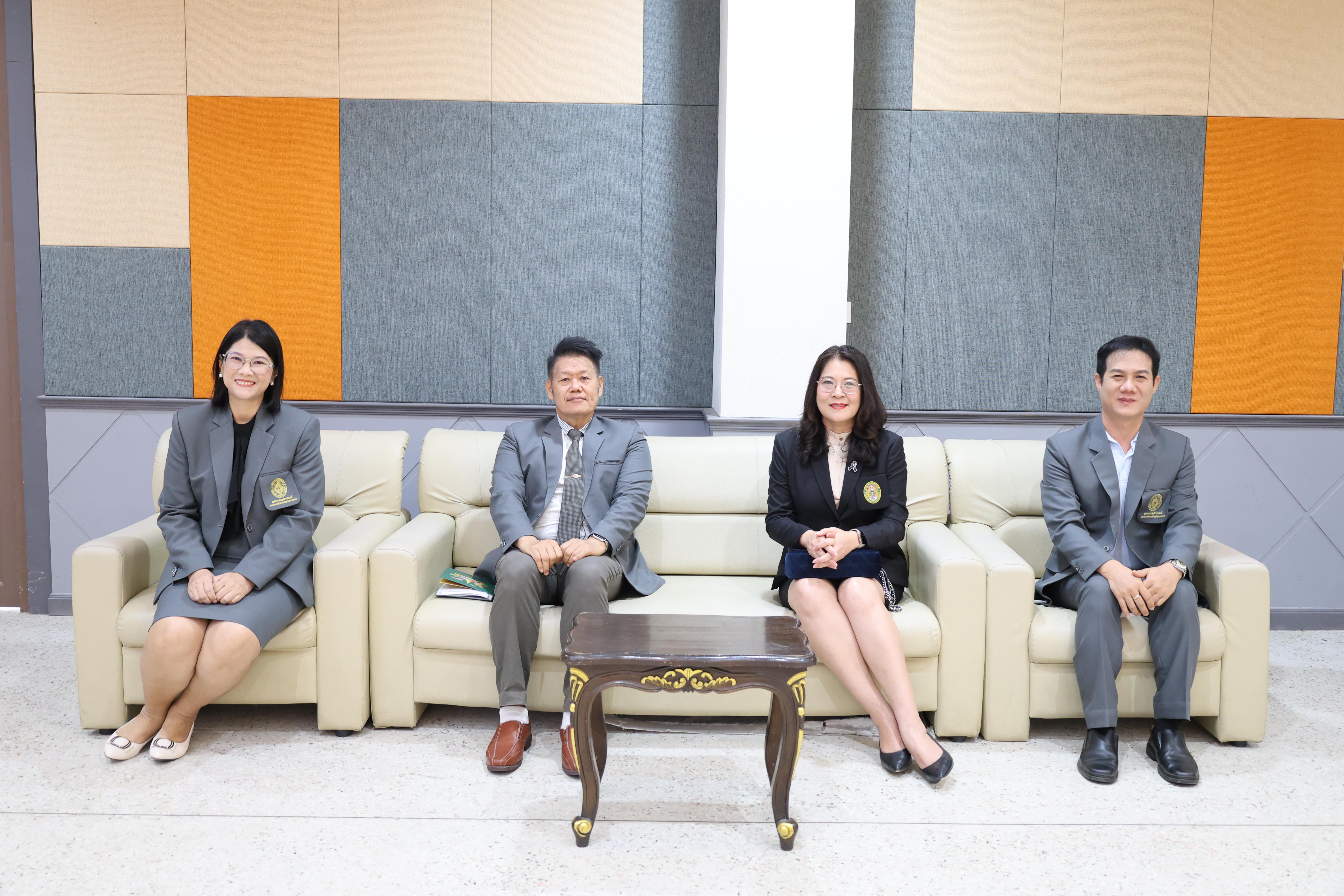 1. กิจกรรมพิธีรับมอบศิษย์ ประจำปีการศึกษา 2569