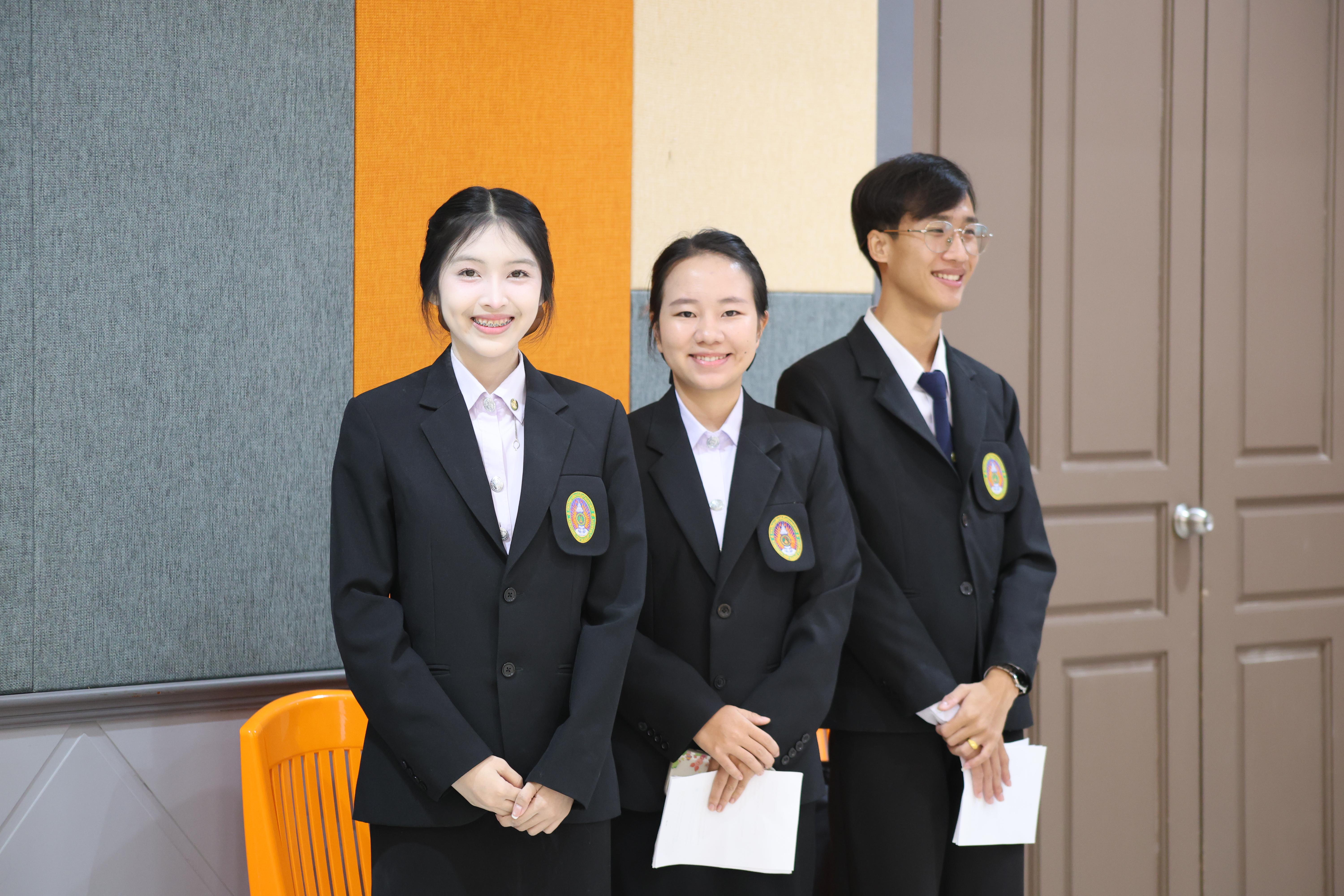 16. กิจกรรมพิธีรับมอบศิษย์ ประจำปีการศึกษา 2569