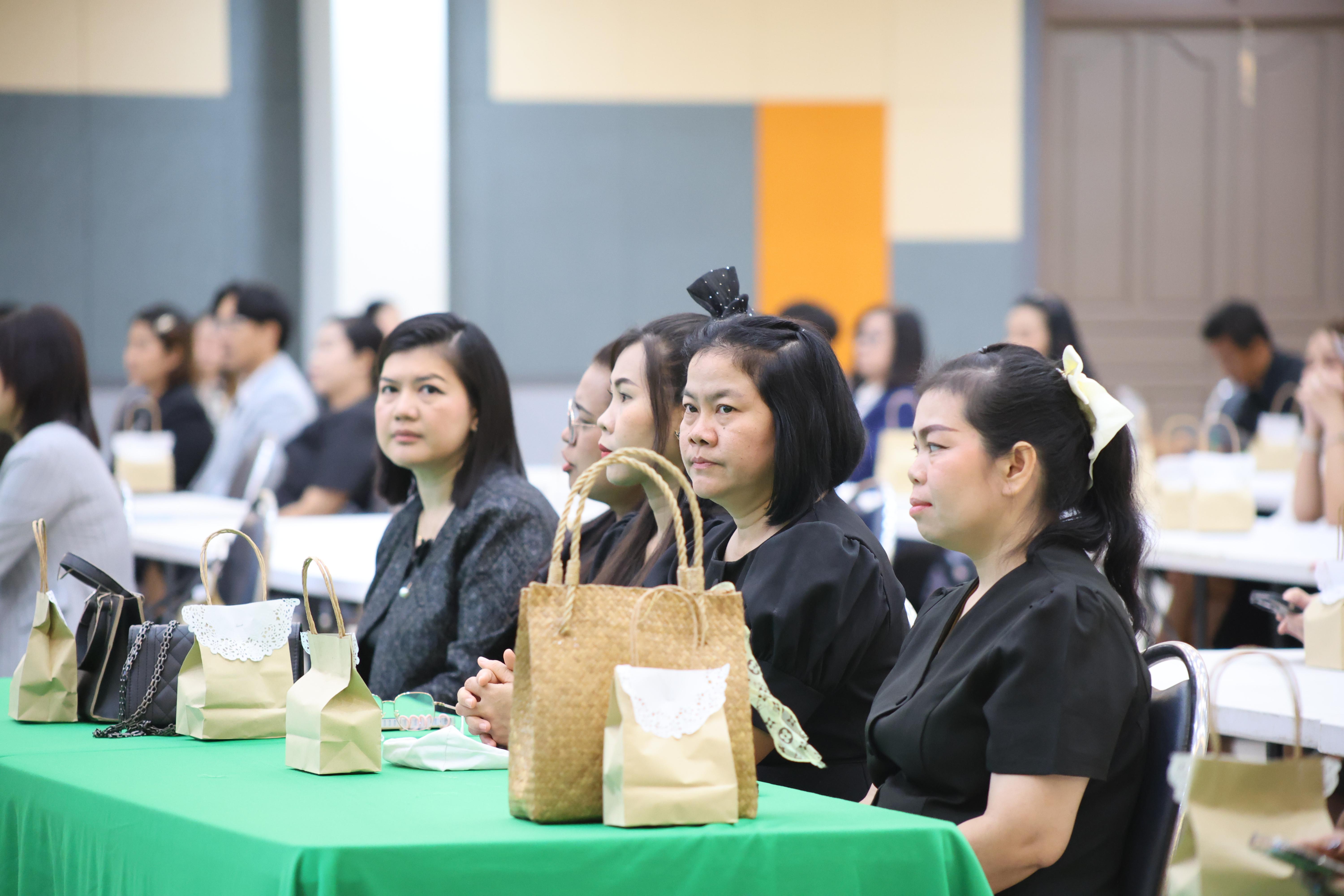 21. กิจกรรมพิธีรับมอบศิษย์ ประจำปีการศึกษา 2569