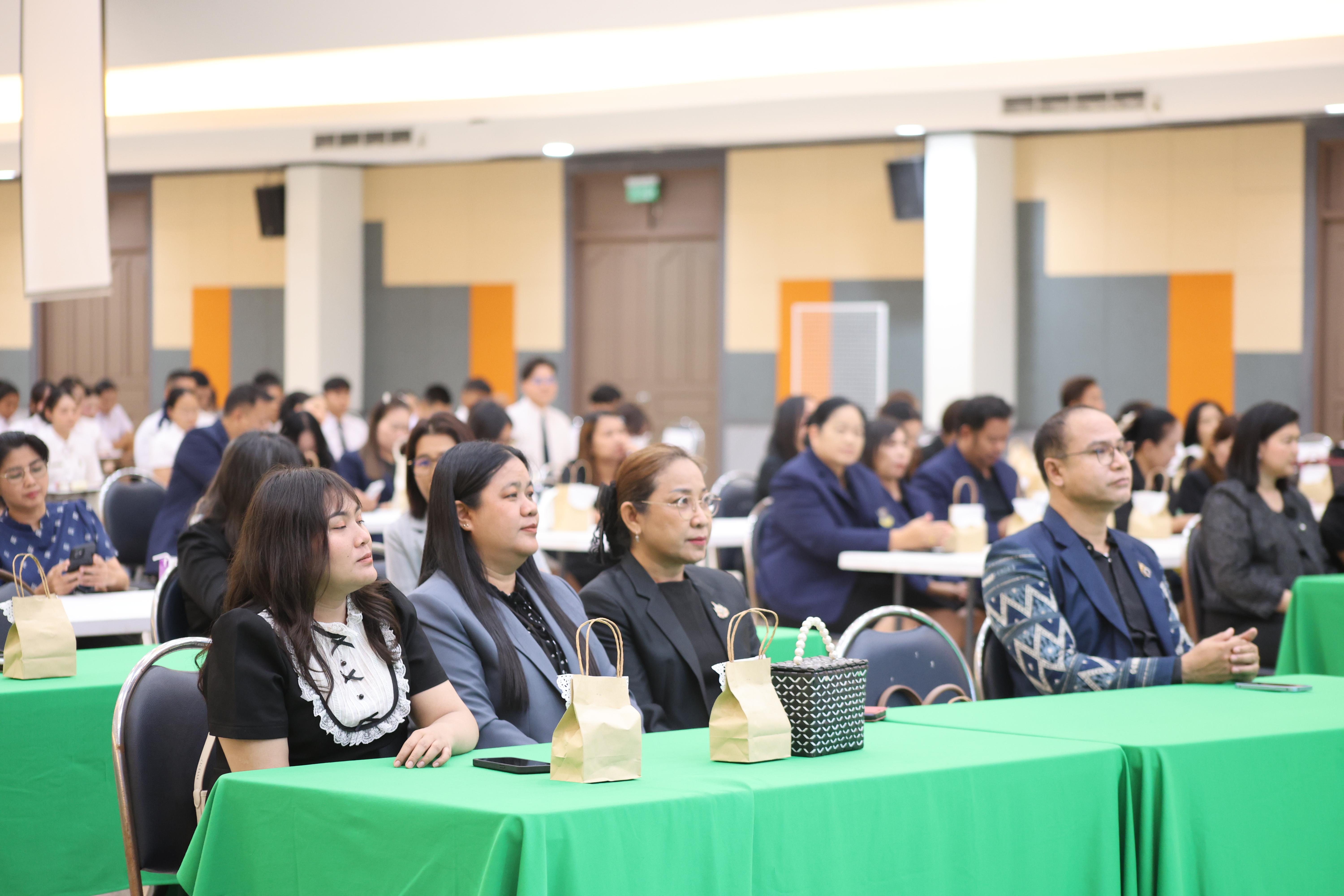 31. กิจกรรมพิธีรับมอบศิษย์ ประจำปีการศึกษา 2569