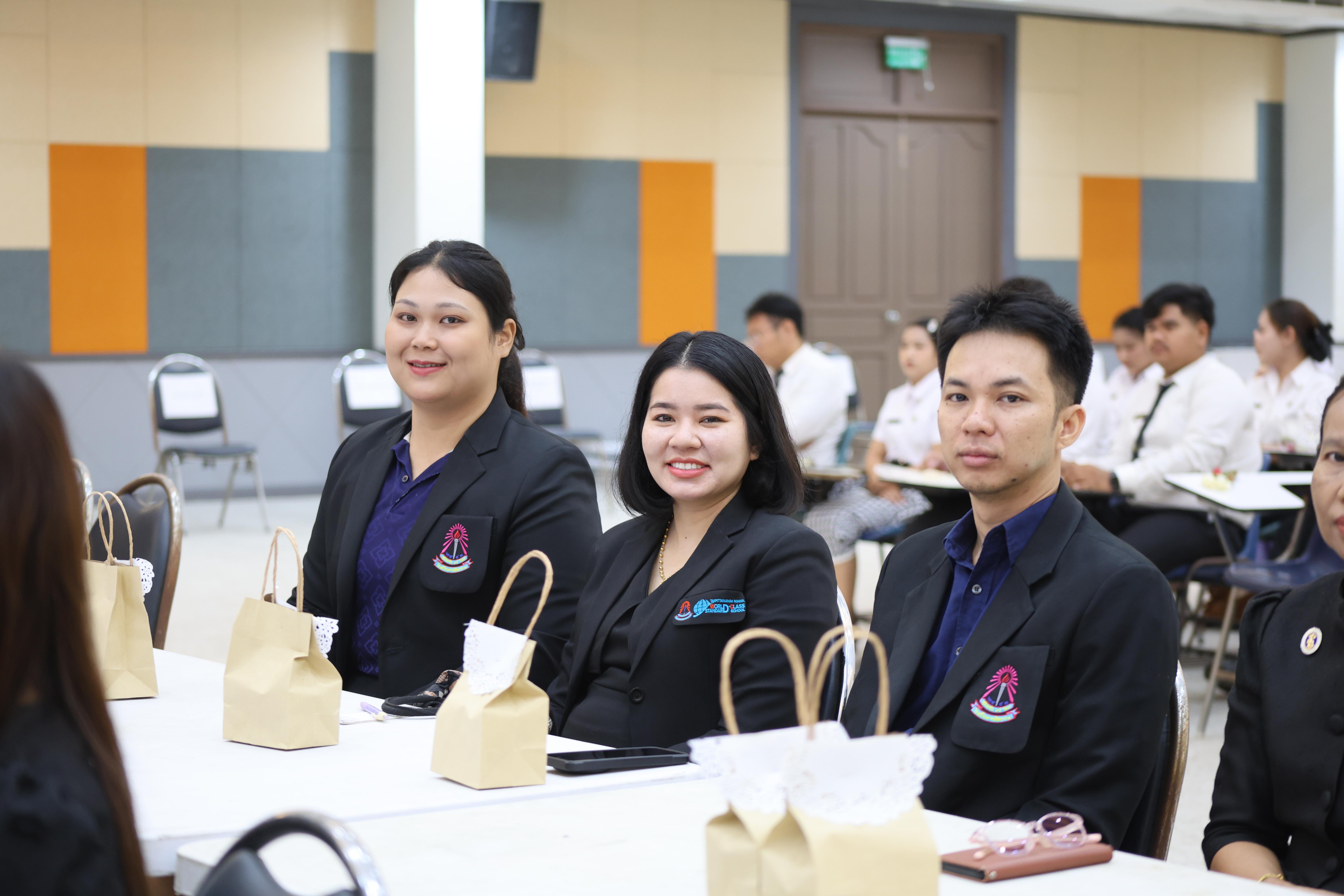 93. กิจกรรมพิธีรับมอบศิษย์ ประจำปีการศึกษา 2569