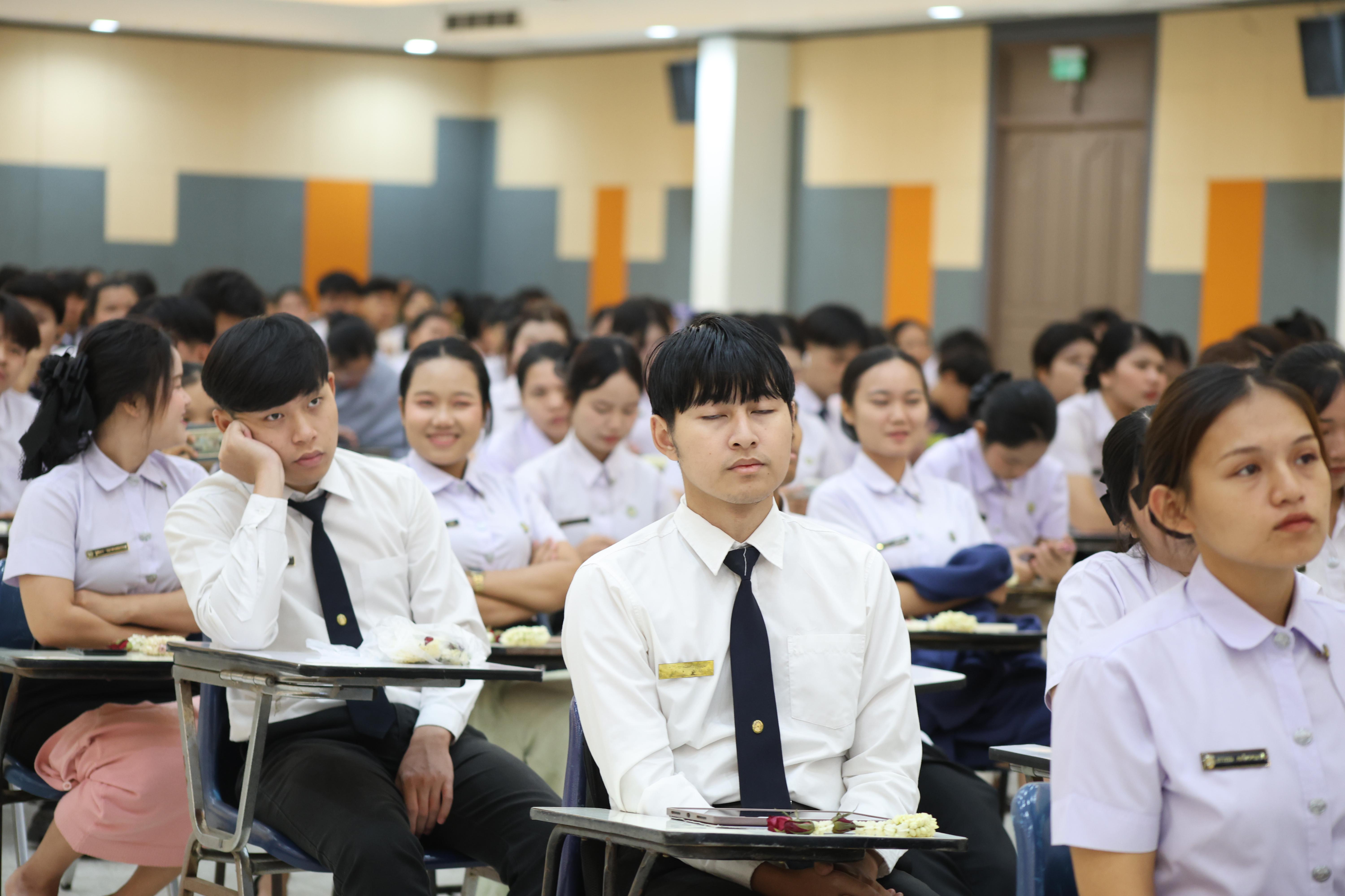 98. กิจกรรมพิธีรับมอบศิษย์ ประจำปีการศึกษา 2569