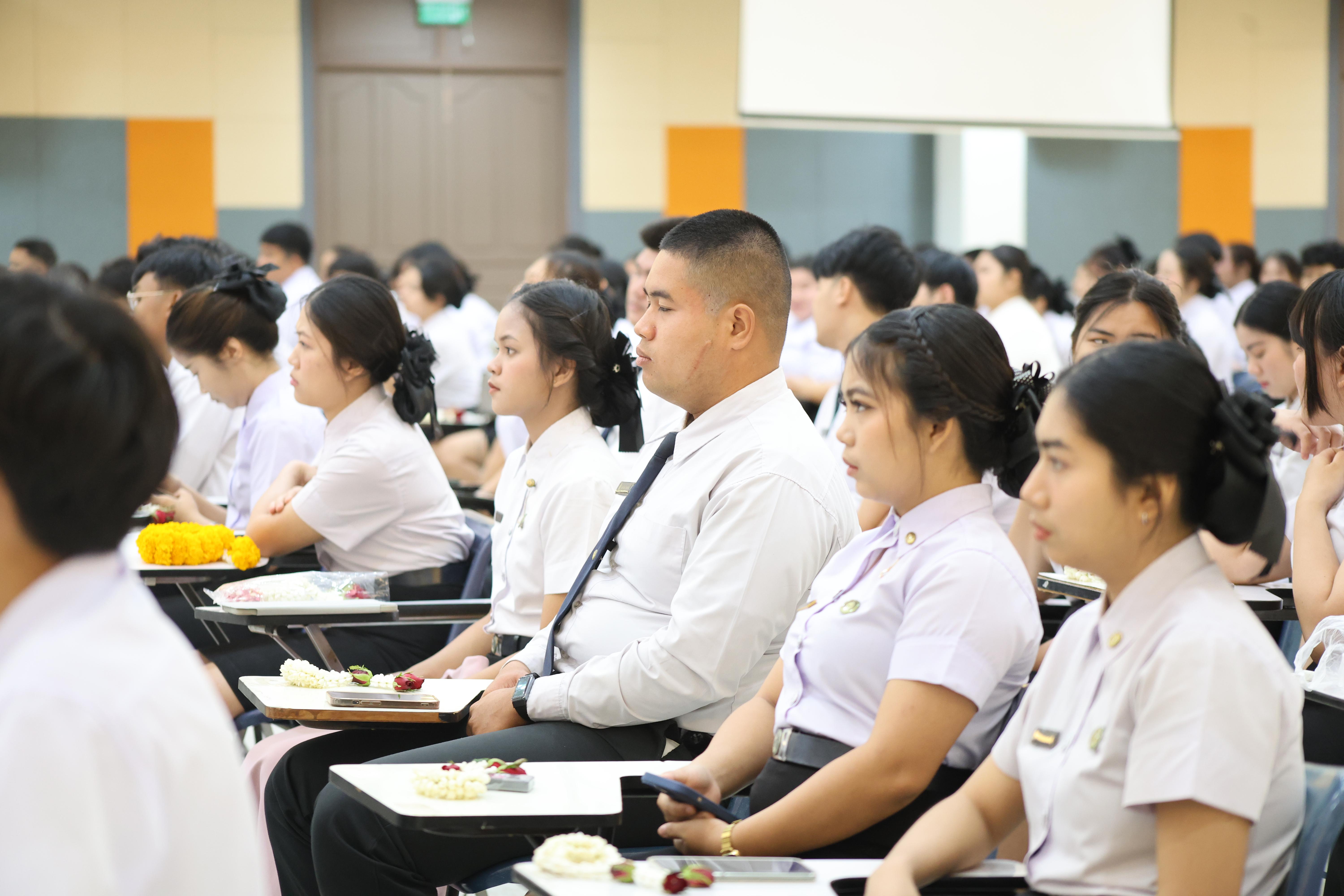 105. กิจกรรมพิธีรับมอบศิษย์ ประจำปีการศึกษา 2569