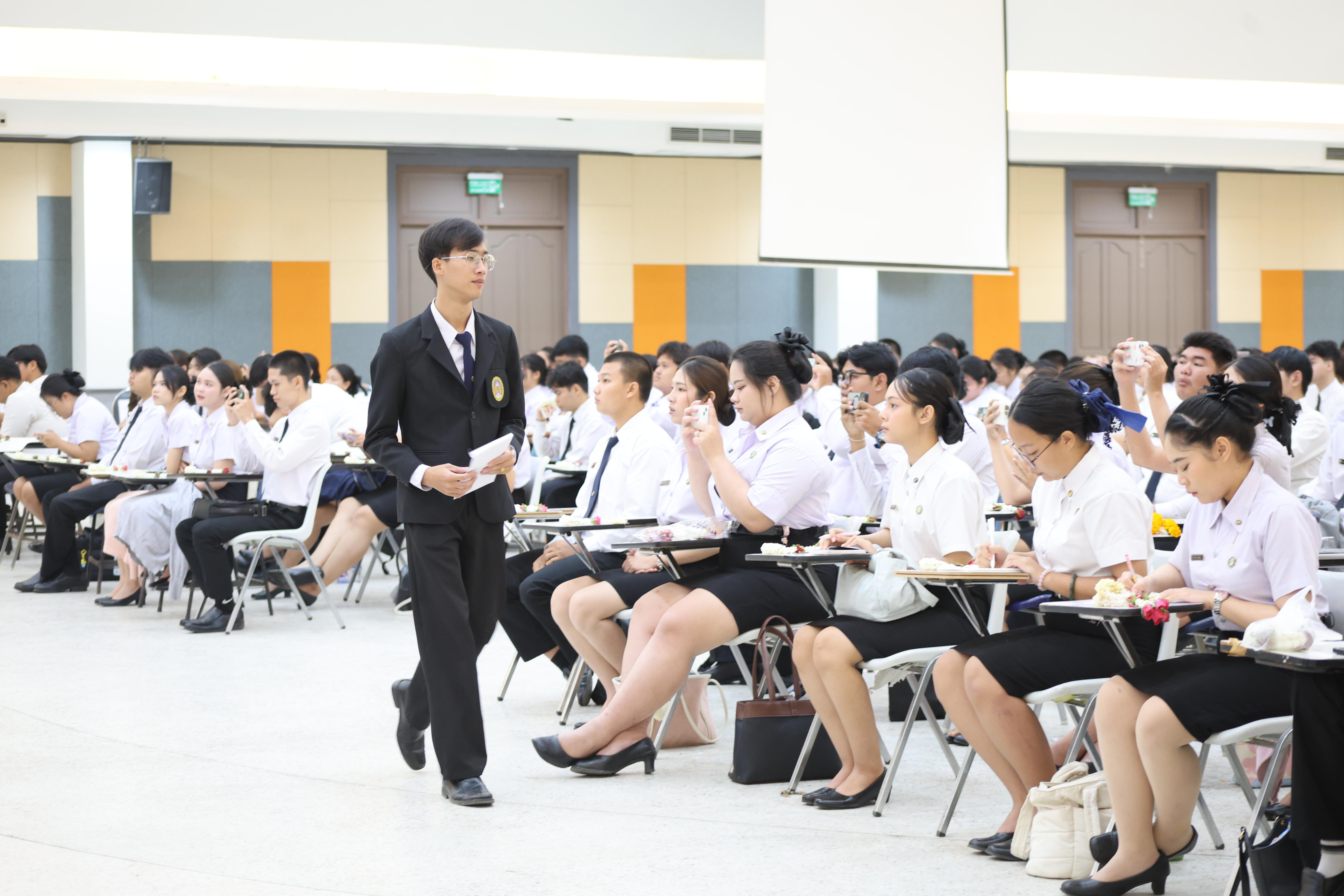 108. กิจกรรมพิธีรับมอบศิษย์ ประจำปีการศึกษา 2569