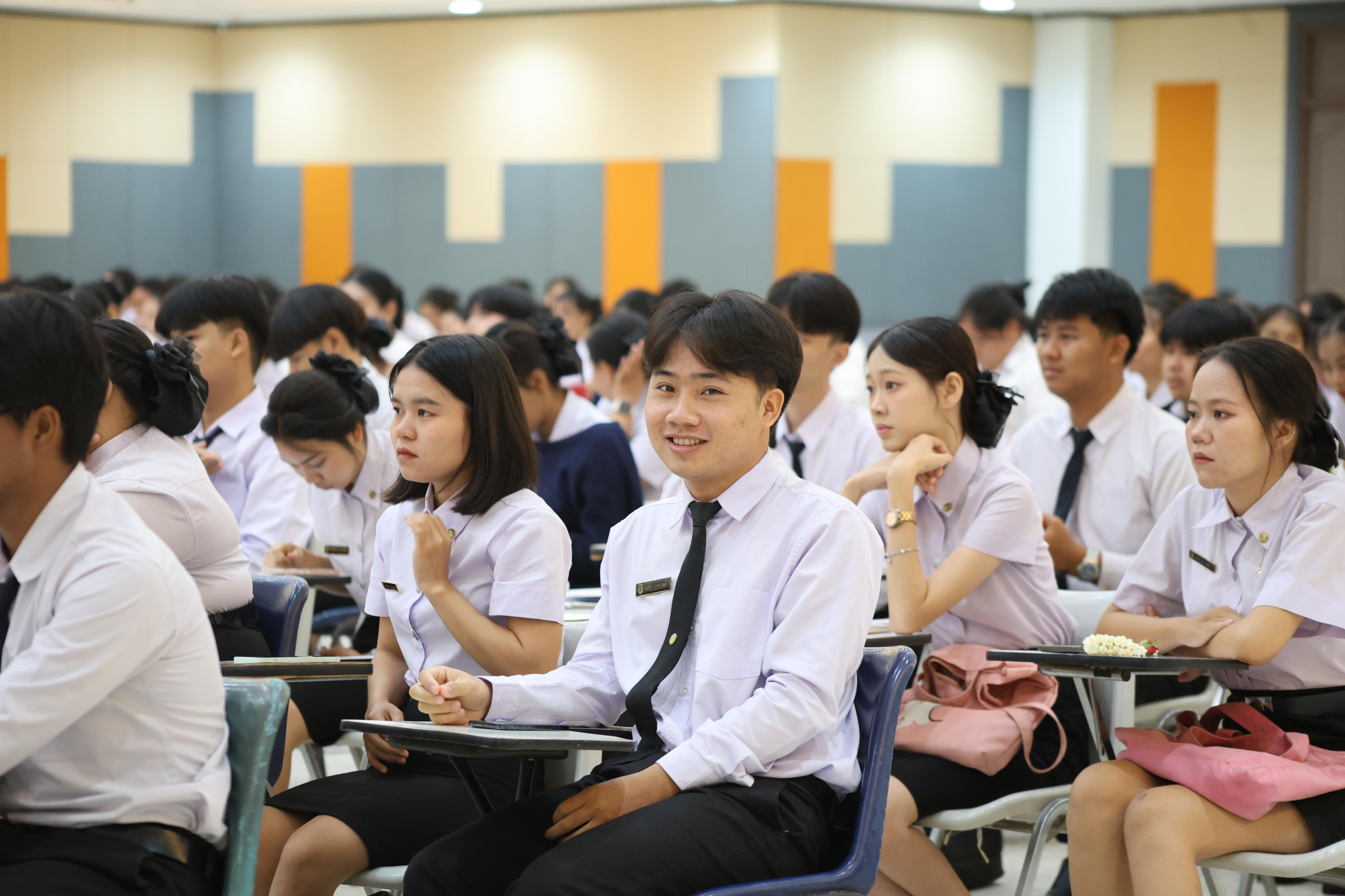 112. กิจกรรมพิธีรับมอบศิษย์ ประจำปีการศึกษา 2569