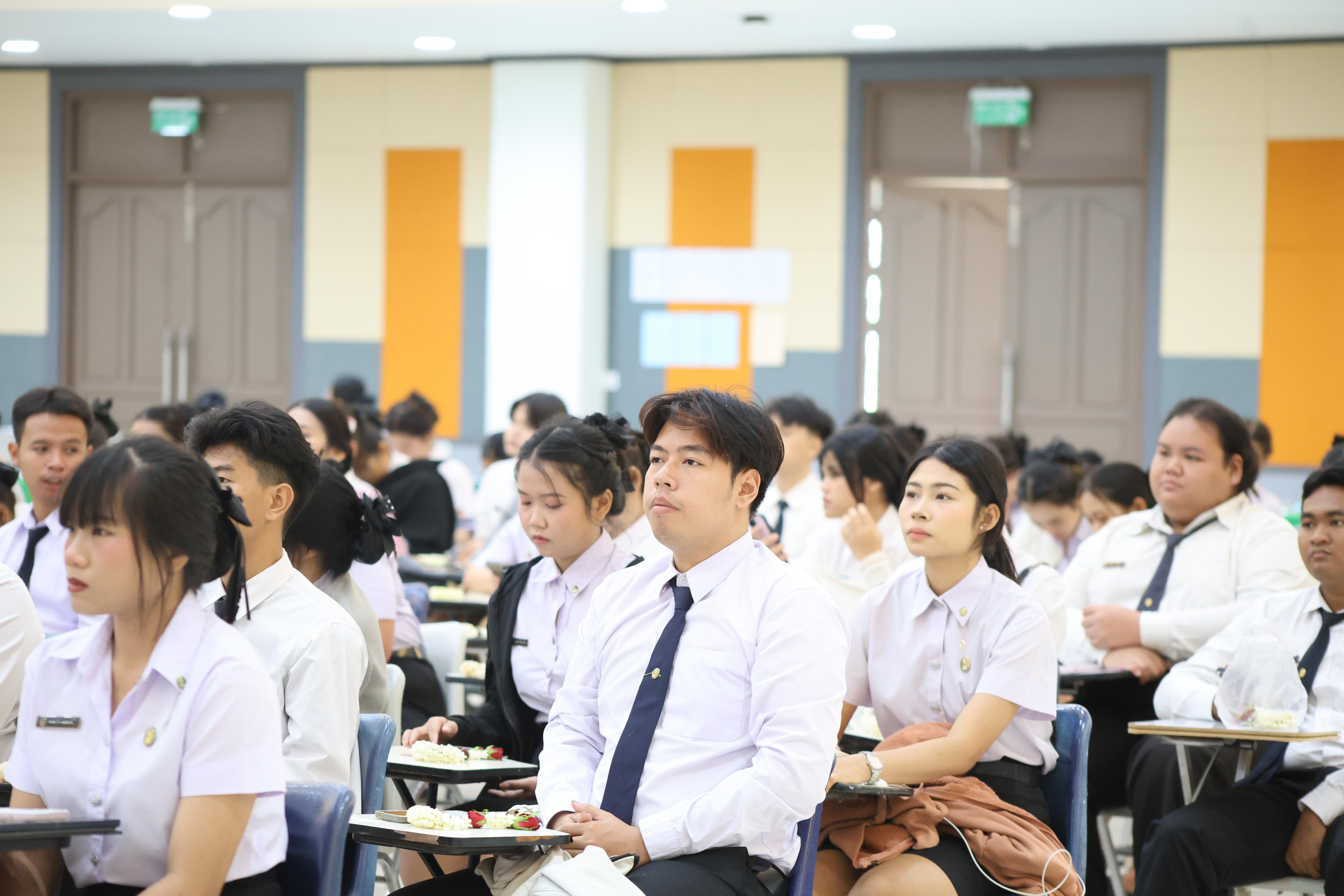 114. กิจกรรมพิธีรับมอบศิษย์ ประจำปีการศึกษา 2569