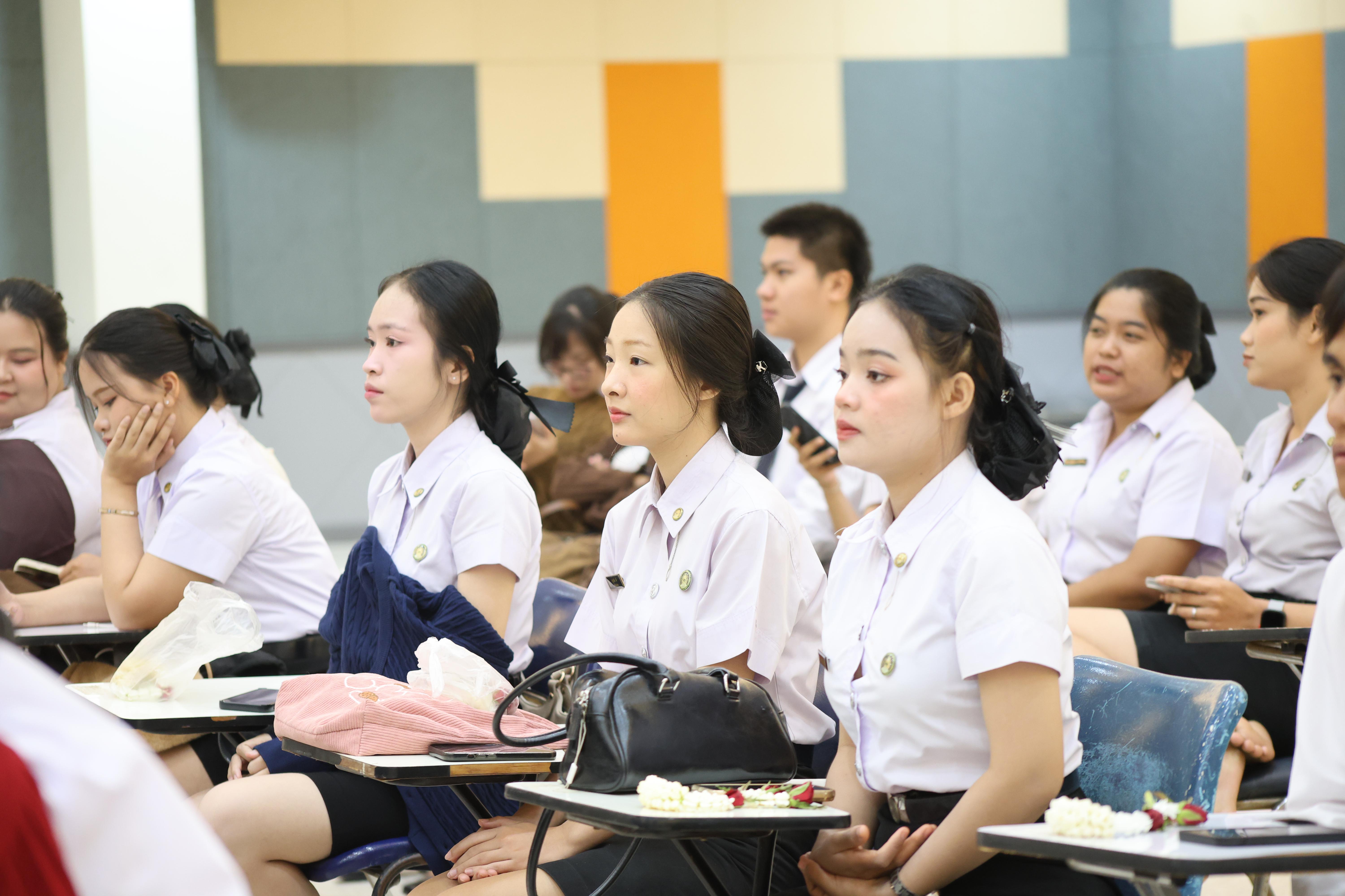 126. กิจกรรมพิธีรับมอบศิษย์ ประจำปีการศึกษา 2569