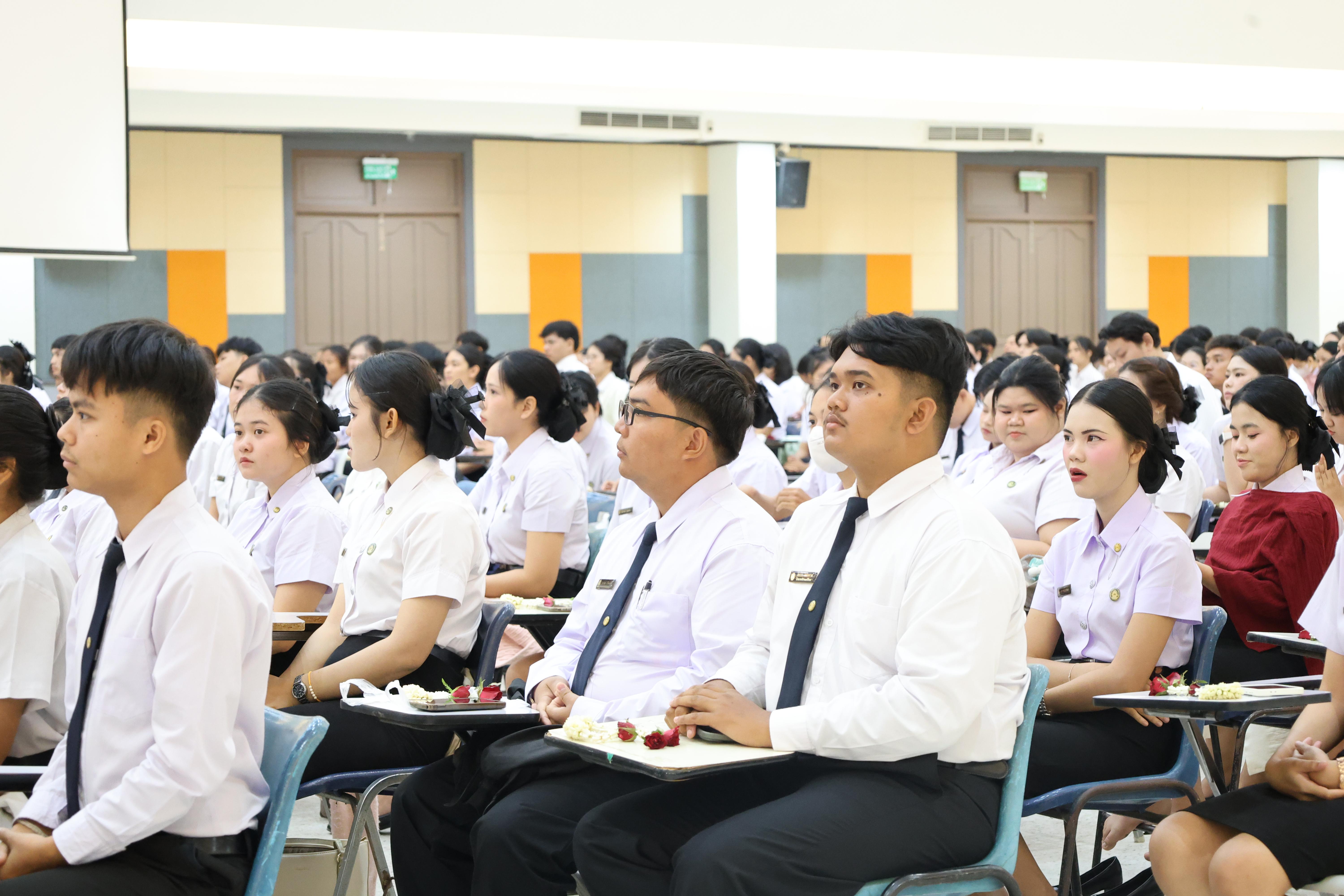 130. กิจกรรมพิธีรับมอบศิษย์ ประจำปีการศึกษา 2569