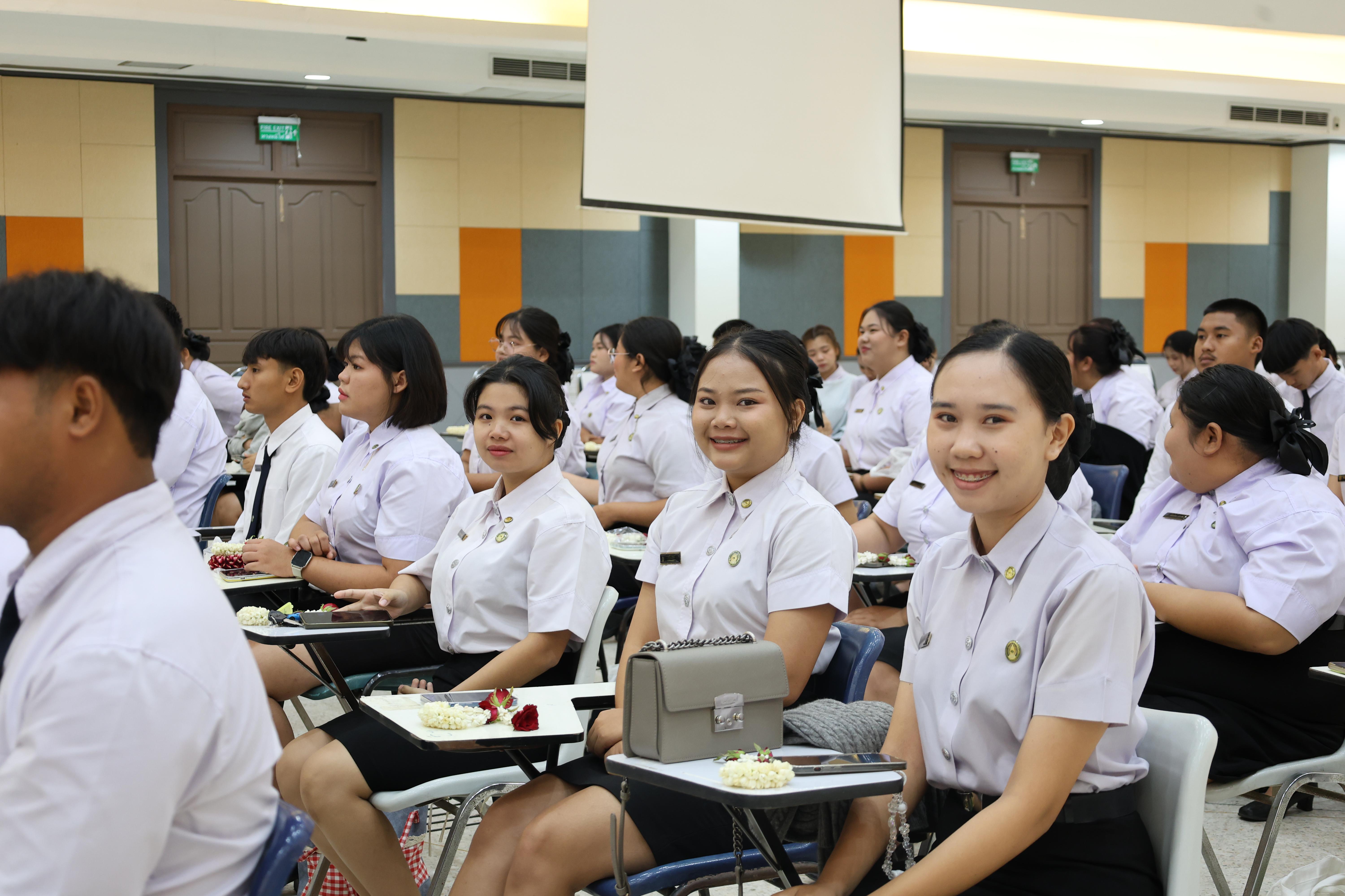 134. กิจกรรมพิธีรับมอบศิษย์ ประจำปีการศึกษา 2569