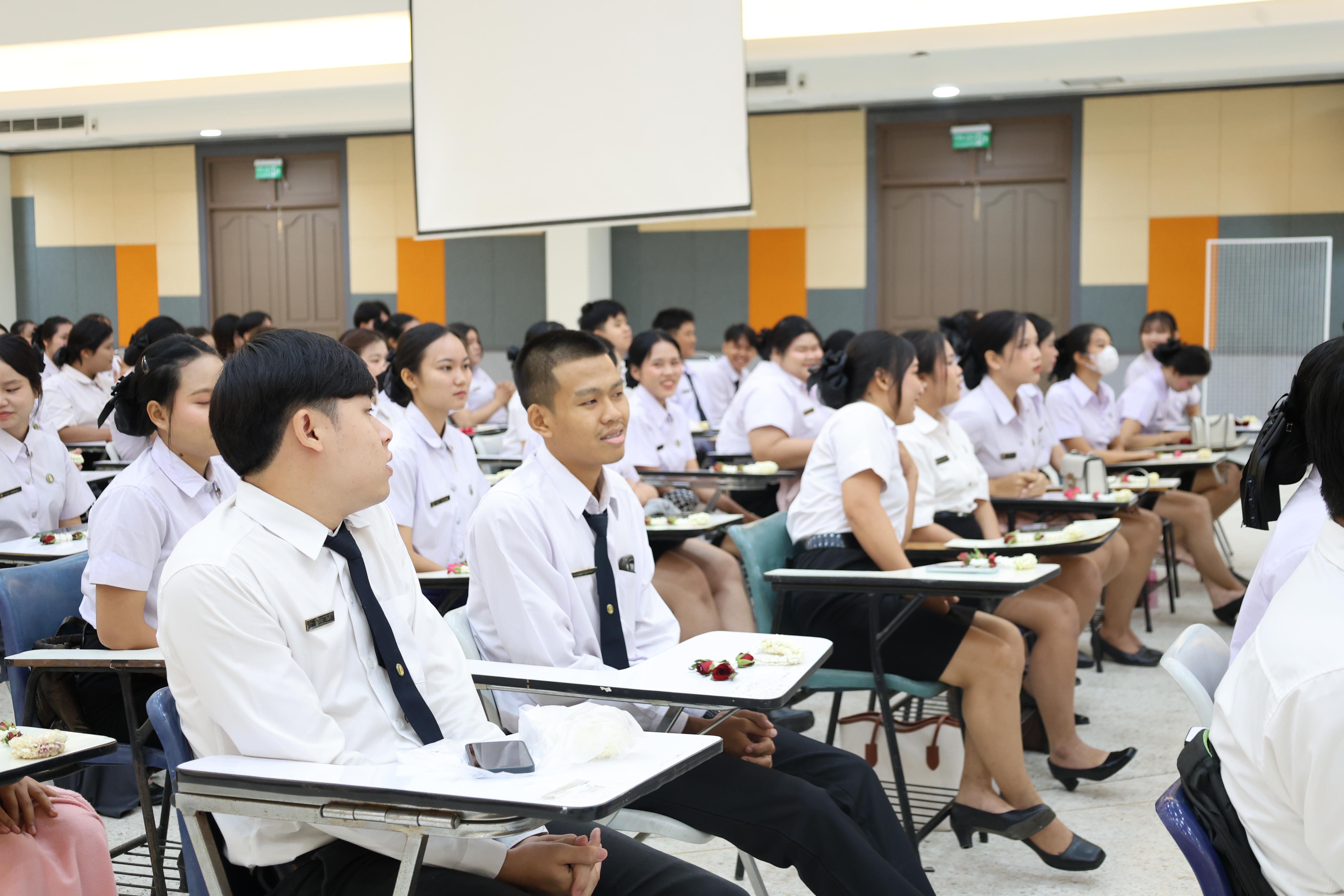 137. กิจกรรมพิธีรับมอบศิษย์ ประจำปีการศึกษา 2569