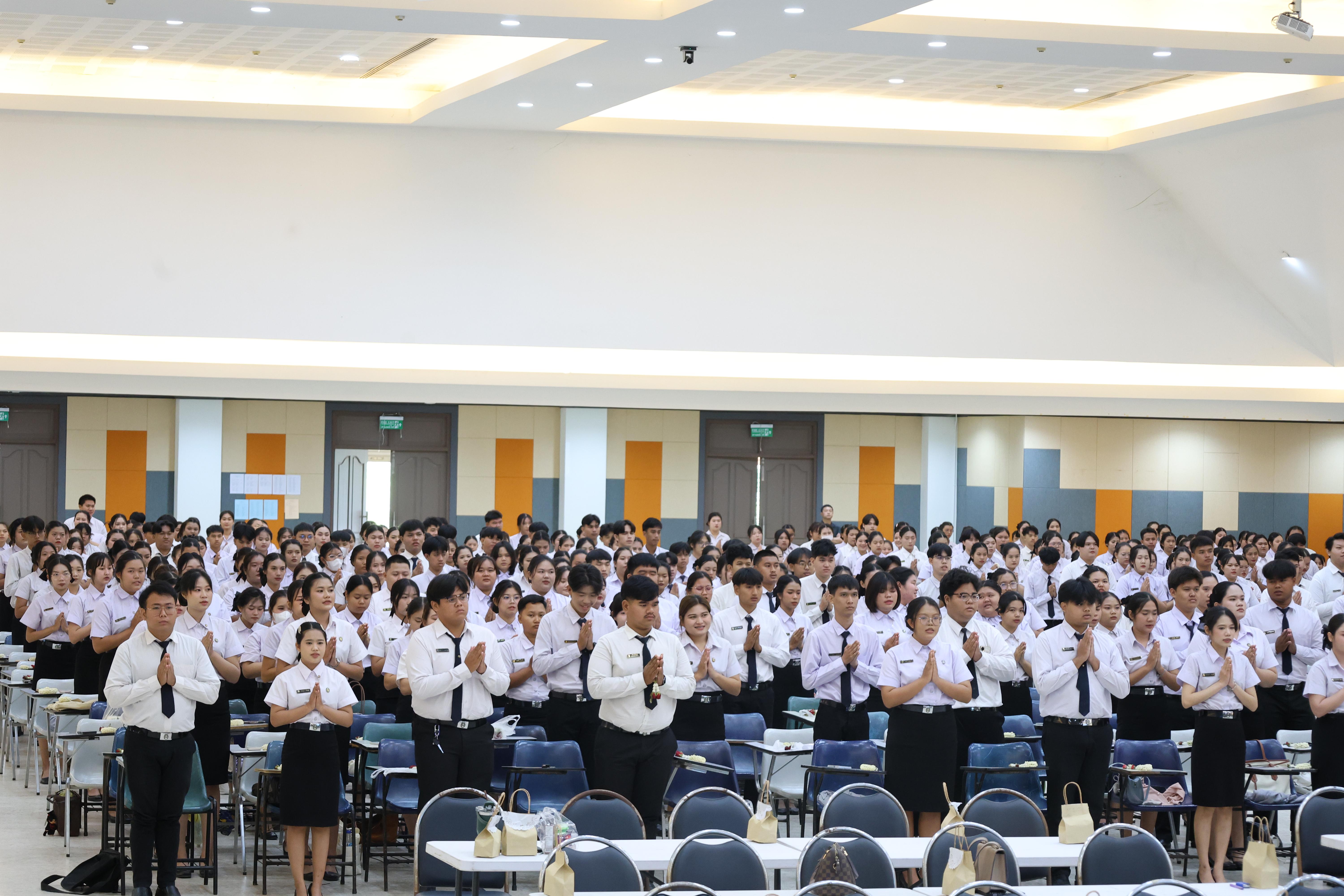 154. กิจกรรมพิธีรับมอบศิษย์ ประจำปีการศึกษา 2569