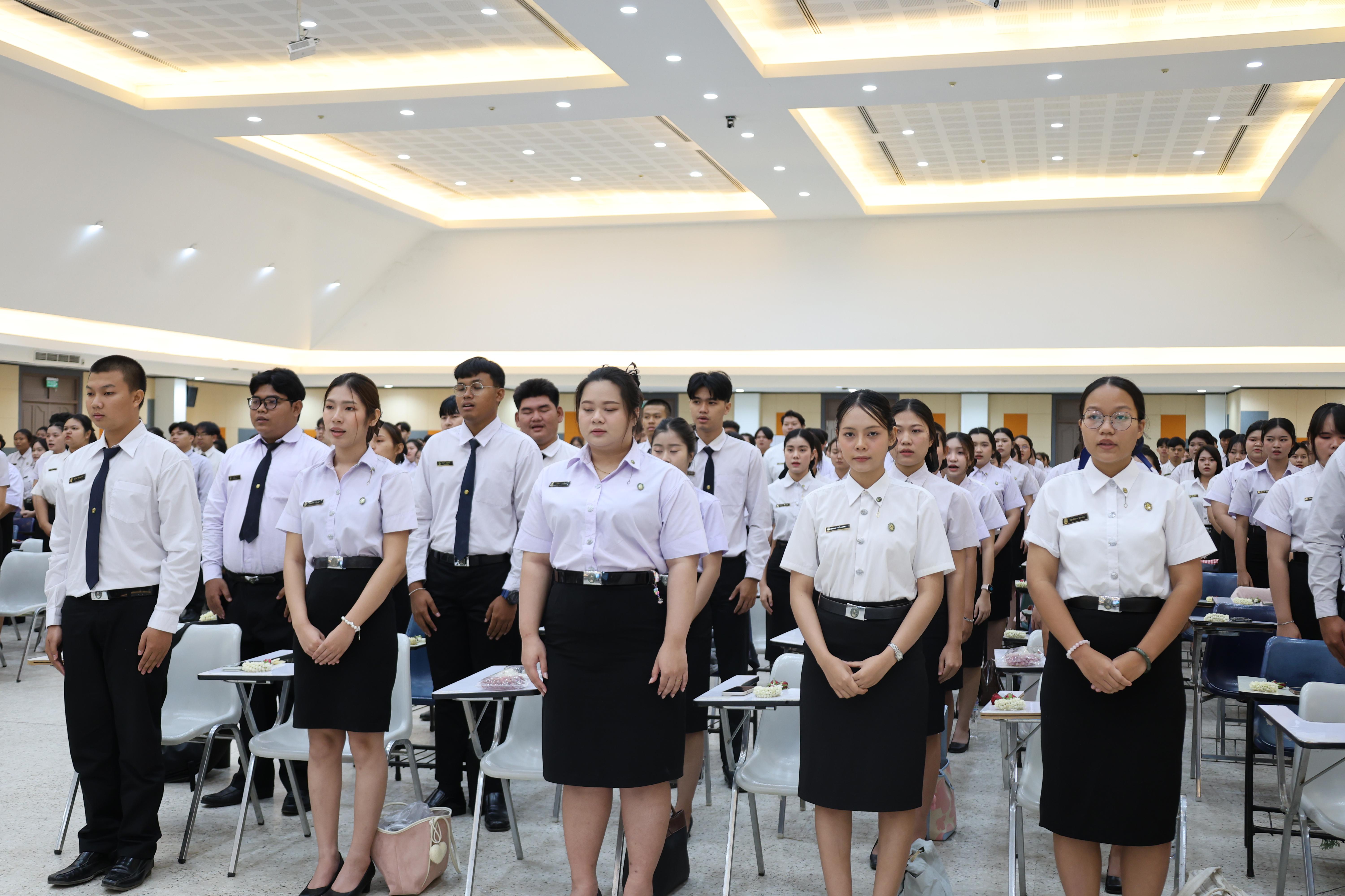 172. กิจกรรมพิธีรับมอบศิษย์ ประจำปีการศึกษา 2569