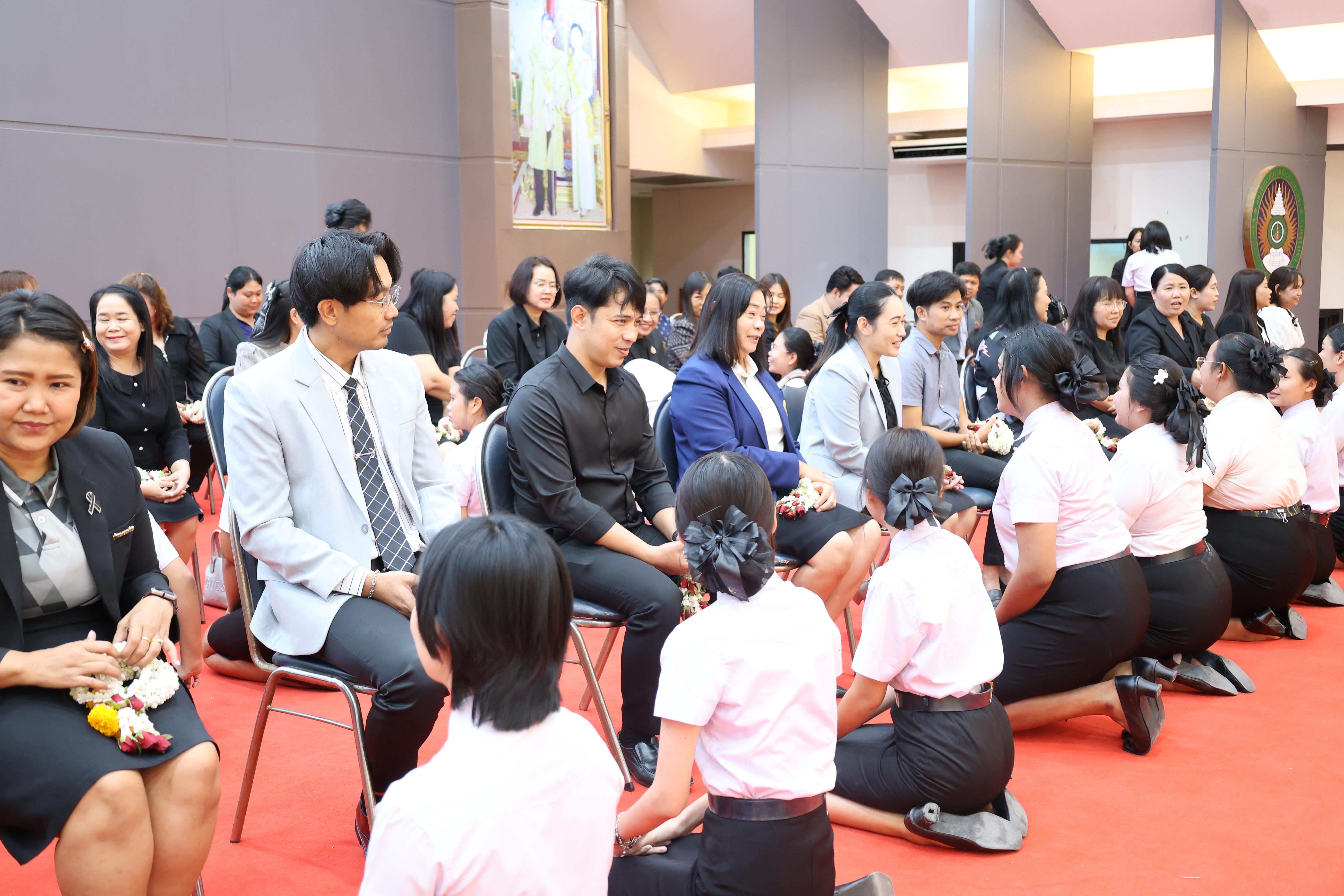 216. กิจกรรมพิธีรับมอบศิษย์ ประจำปีการศึกษา 2569