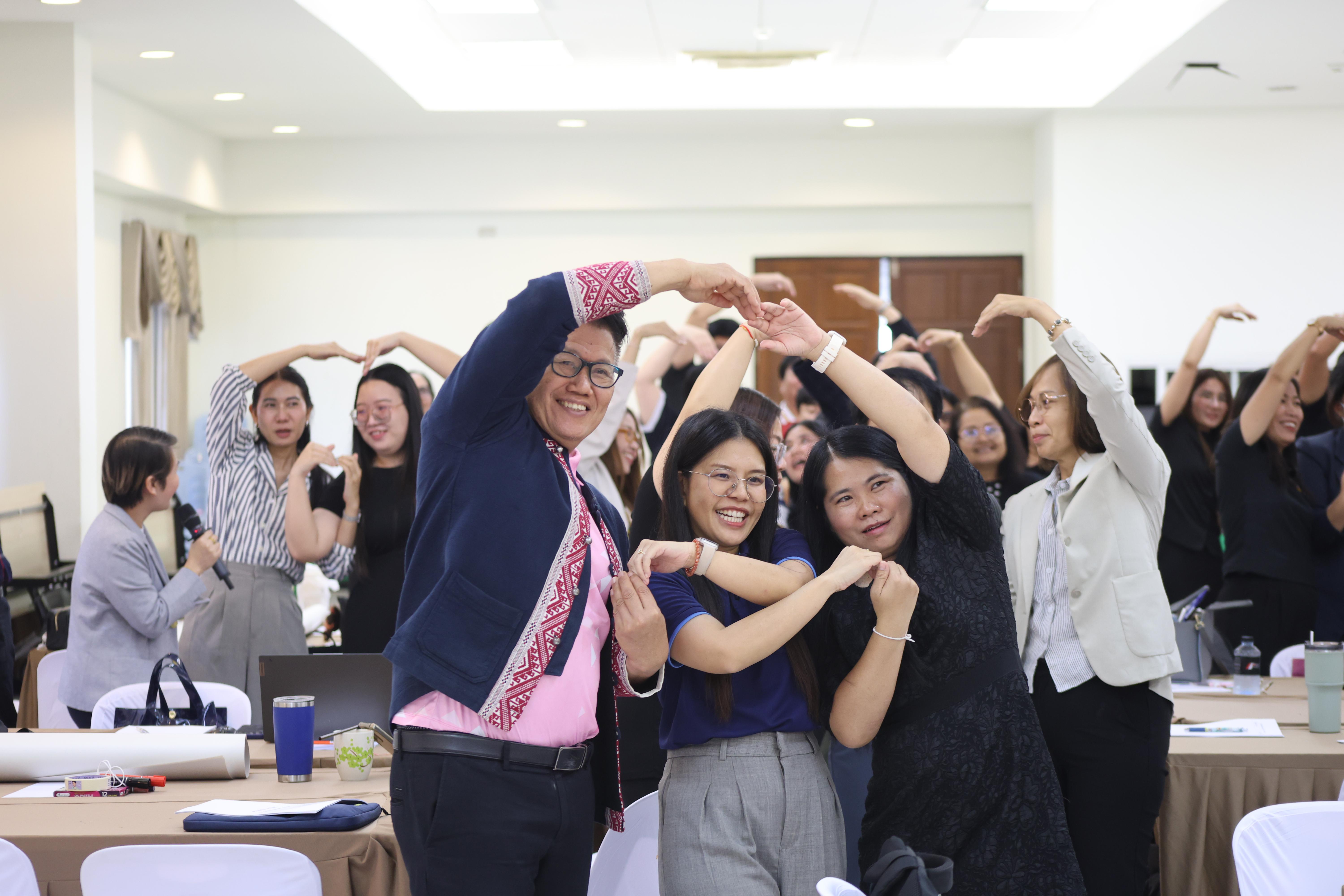 124. การอบรมในโมดูลที่ 10  เรื่อง “ทักษะการโค้ชเพื่อการพัฒนา Soft Skills”