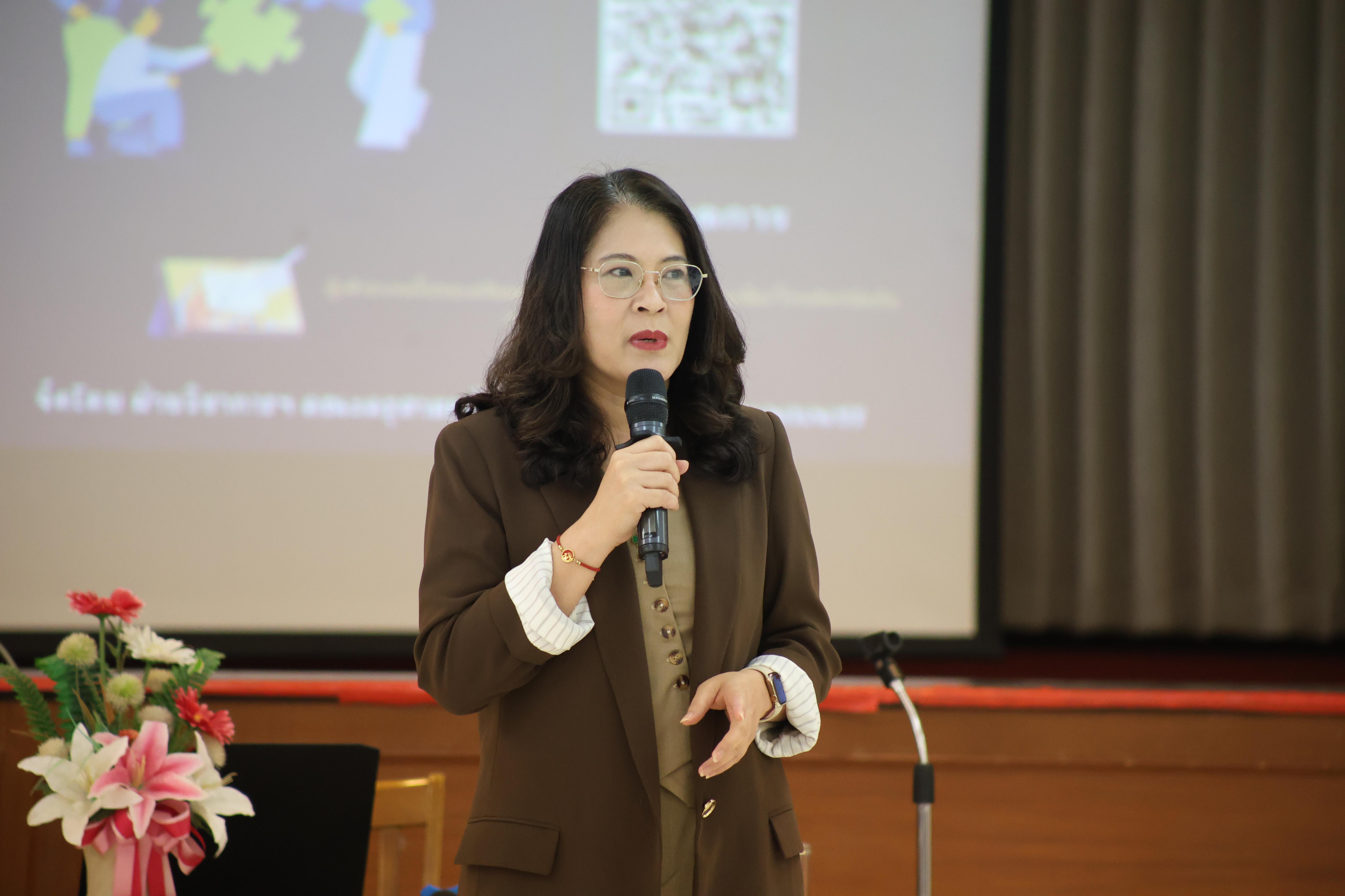 9. วันนี้เป็นการอบรมในโมดูลที่ 10 เรื่อง “ทักษะการโค้ชเพื่อการพัฒนา Soft Skills” .
