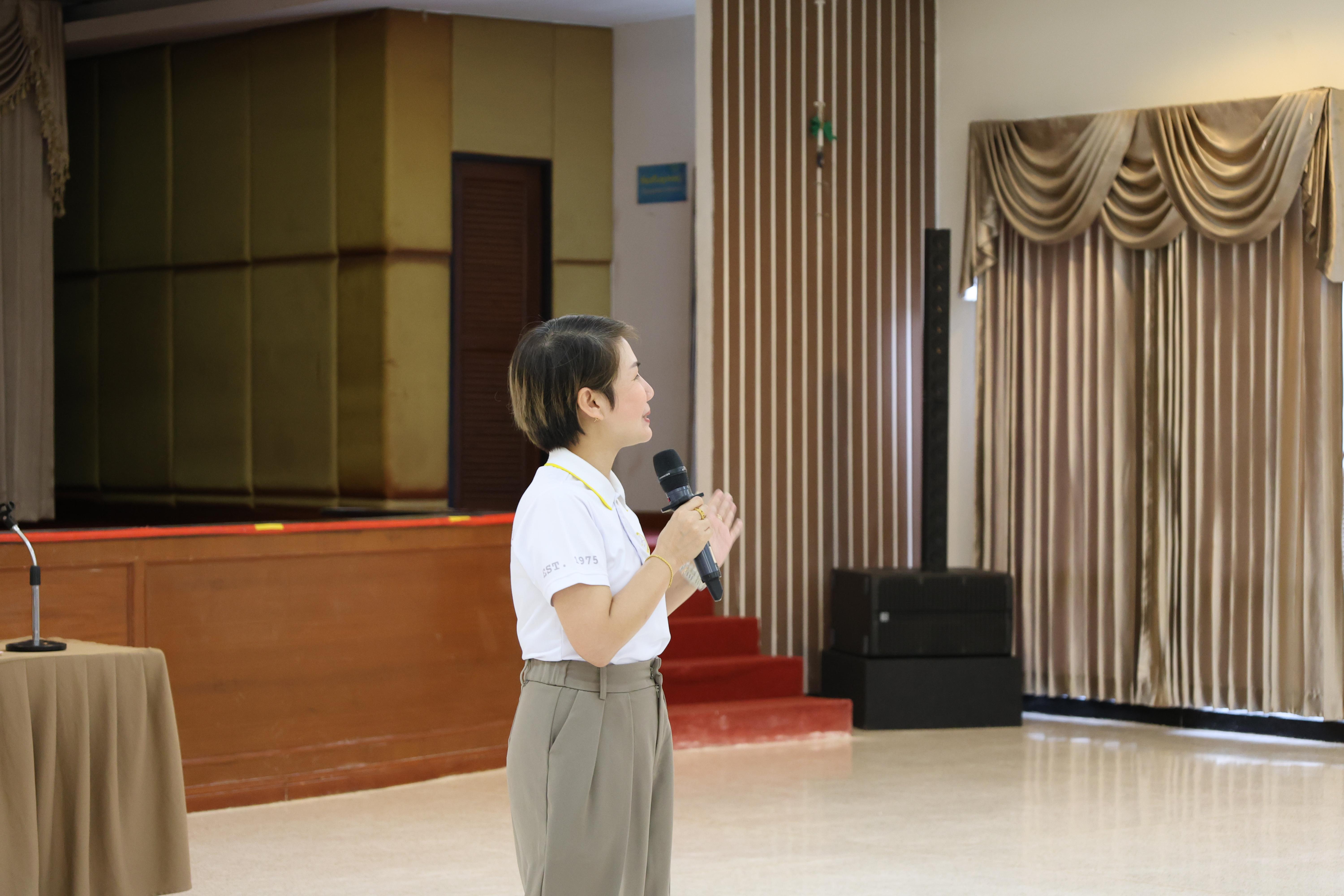39. วันนี้เป็นการอบรมในโมดูลที่ 10 เรื่อง “ทักษะการโค้ชเพื่อการพัฒนา Soft Skills” .