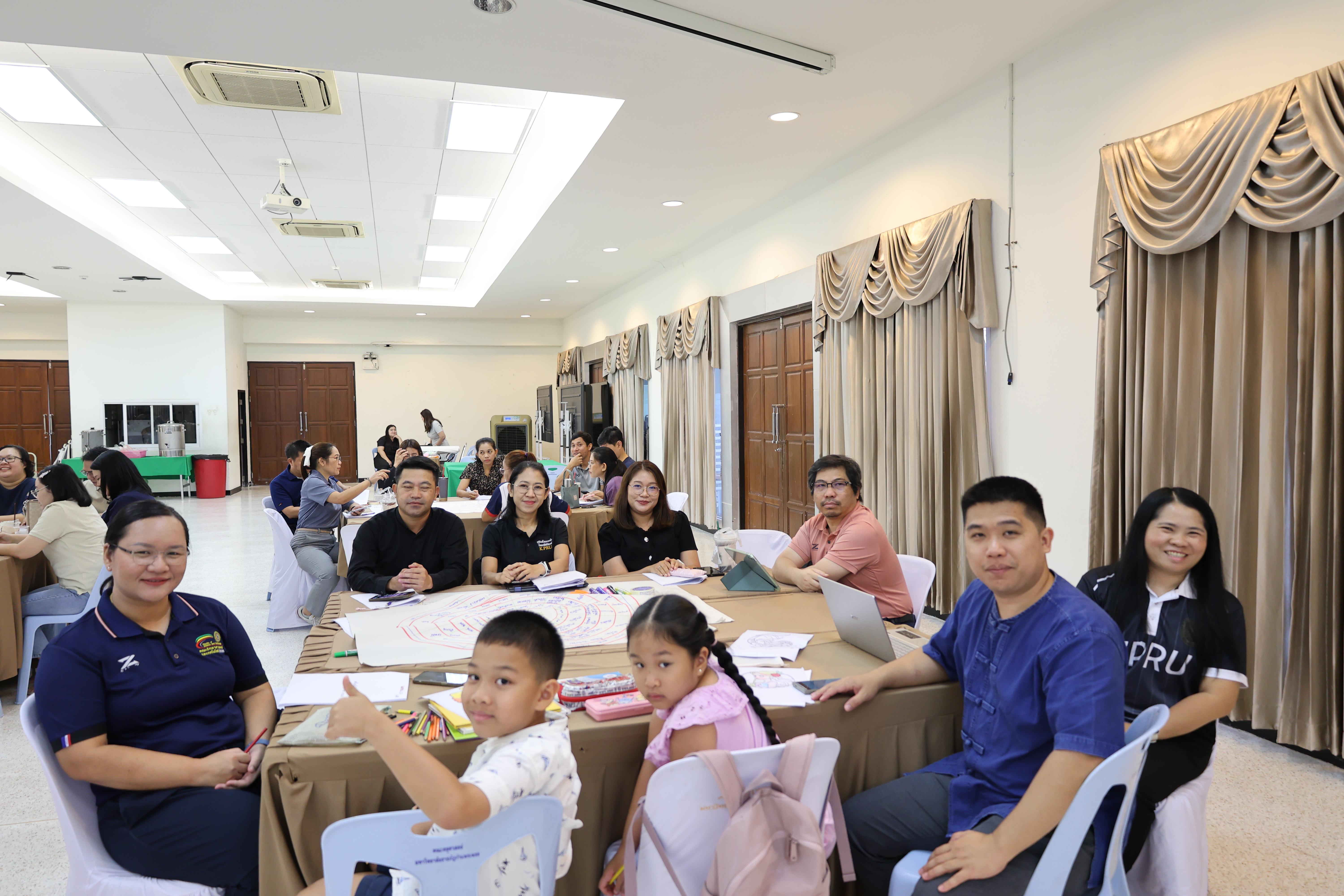 43. วันนี้เป็นการอบรมในโมดูลที่ 10 เรื่อง “ทักษะการโค้ชเพื่อการพัฒนา Soft Skills” .