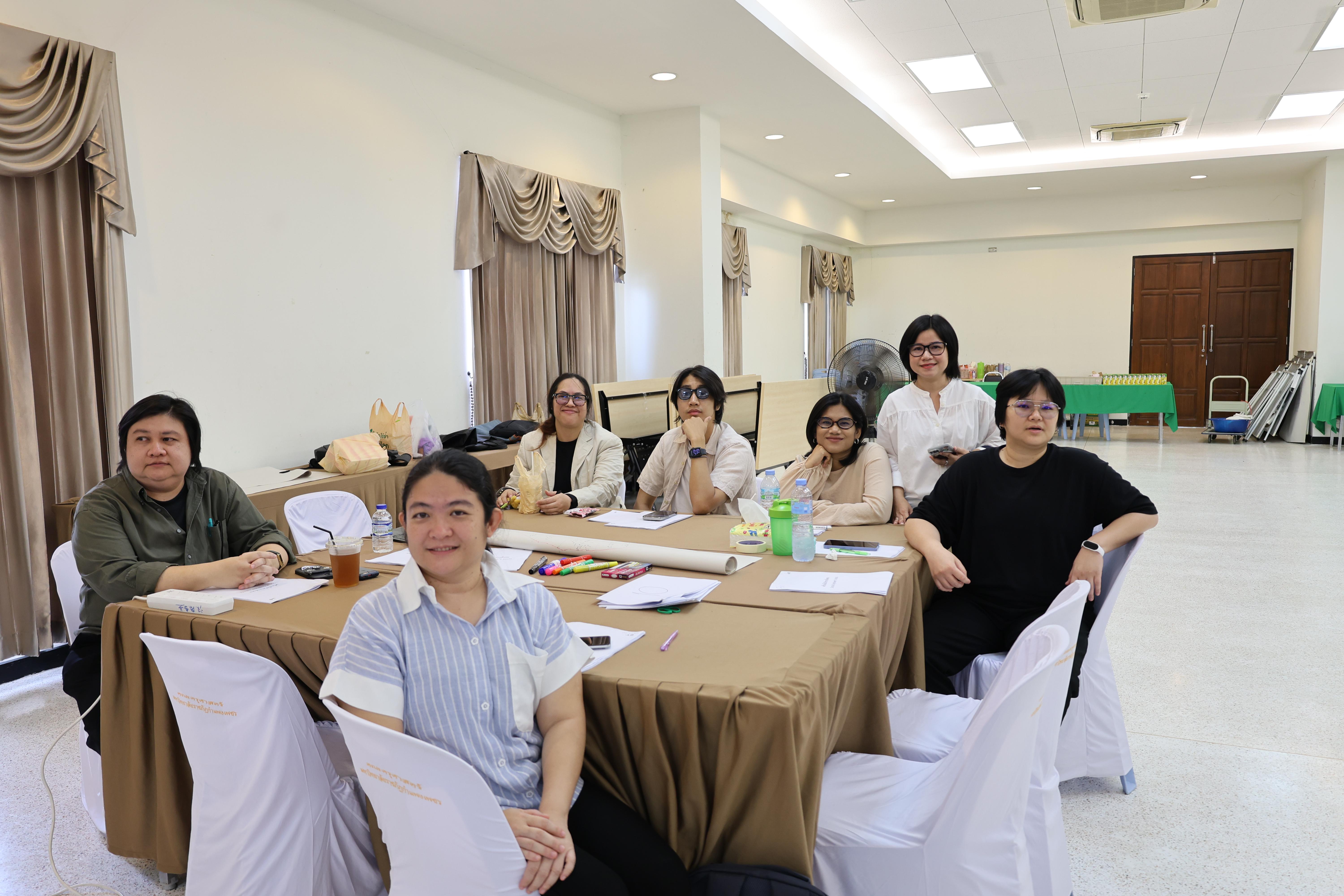 56. วันนี้เป็นการอบรมในโมดูลที่ 10 เรื่อง “ทักษะการโค้ชเพื่อการพัฒนา Soft Skills” .