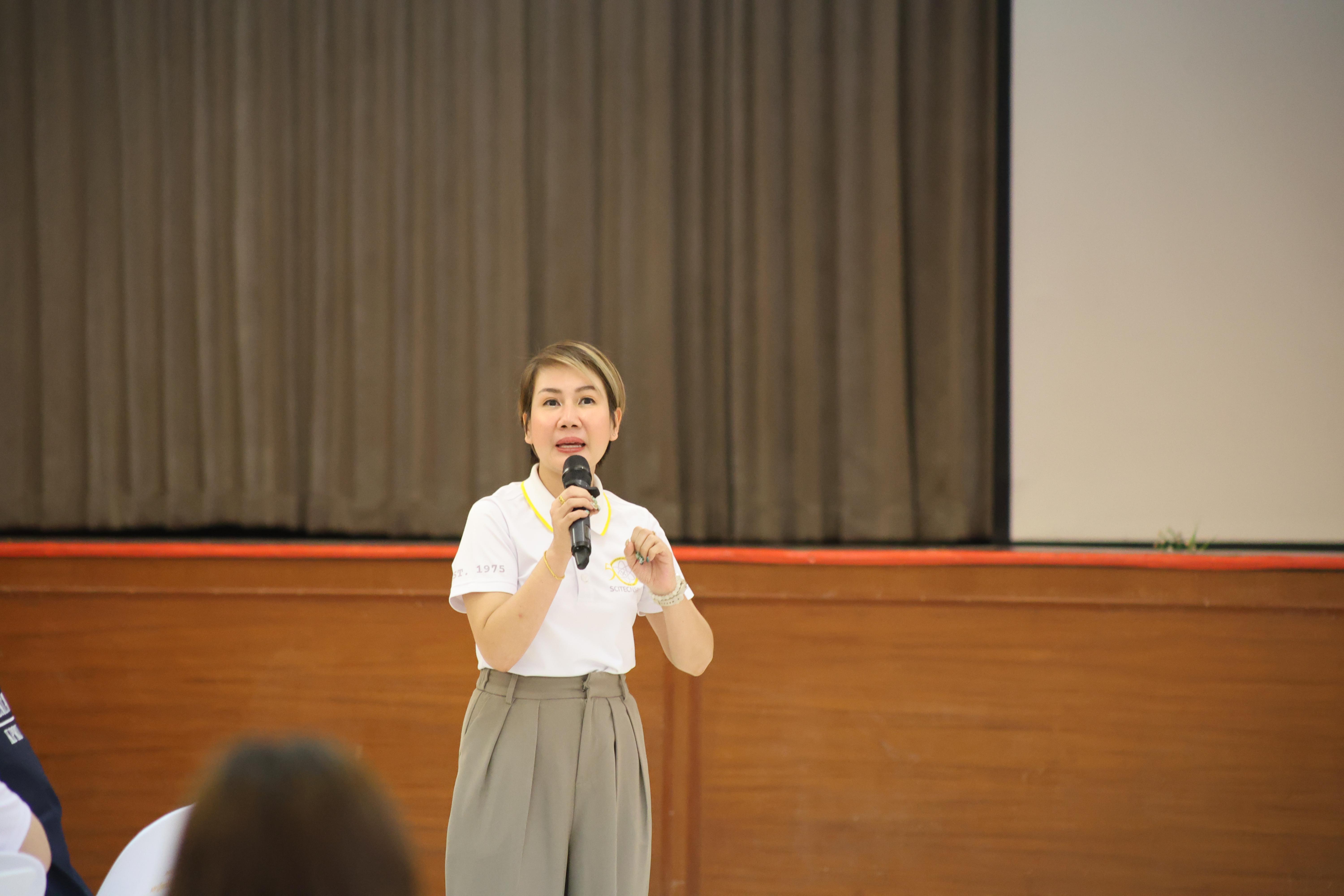 69. วันนี้เป็นการอบรมในโมดูลที่ 10 เรื่อง “ทักษะการโค้ชเพื่อการพัฒนา Soft Skills” .