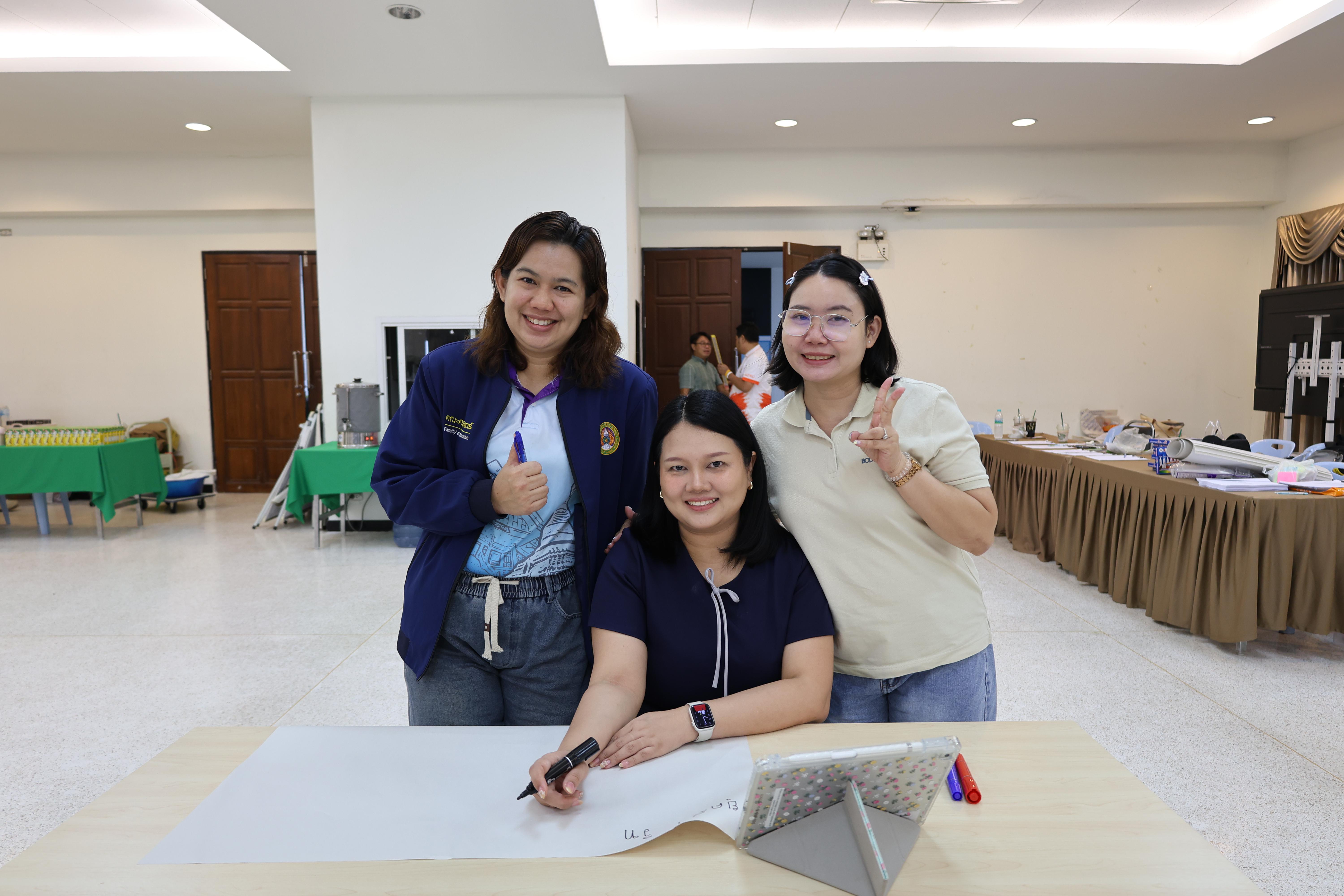 90. วันนี้เป็นการอบรมในโมดูลที่ 10 เรื่อง “ทักษะการโค้ชเพื่อการพัฒนา Soft Skills” .