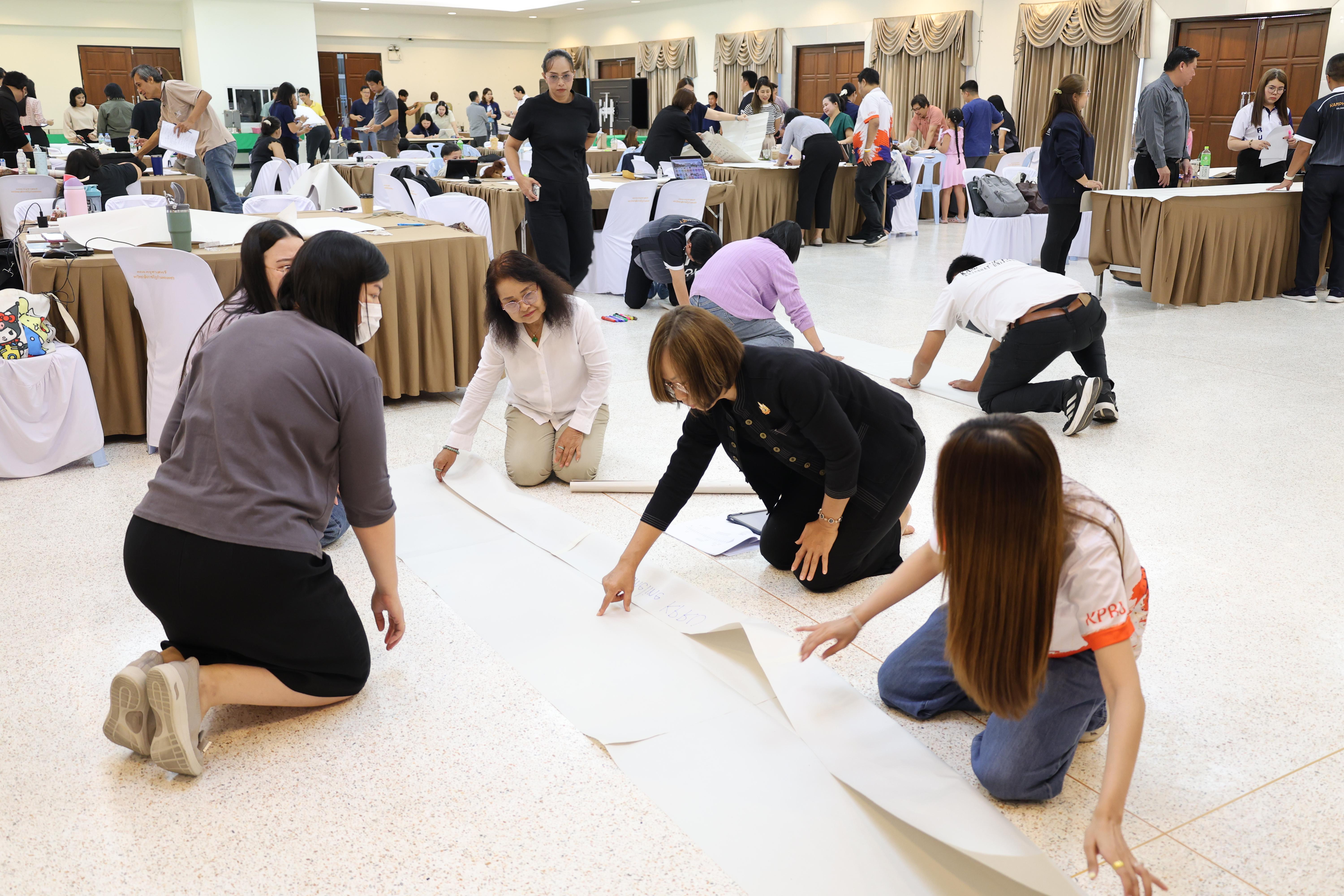 117. วันนี้เป็นการอบรมในโมดูลที่ 10 เรื่อง “ทักษะการโค้ชเพื่อการพัฒนา Soft Skills” .