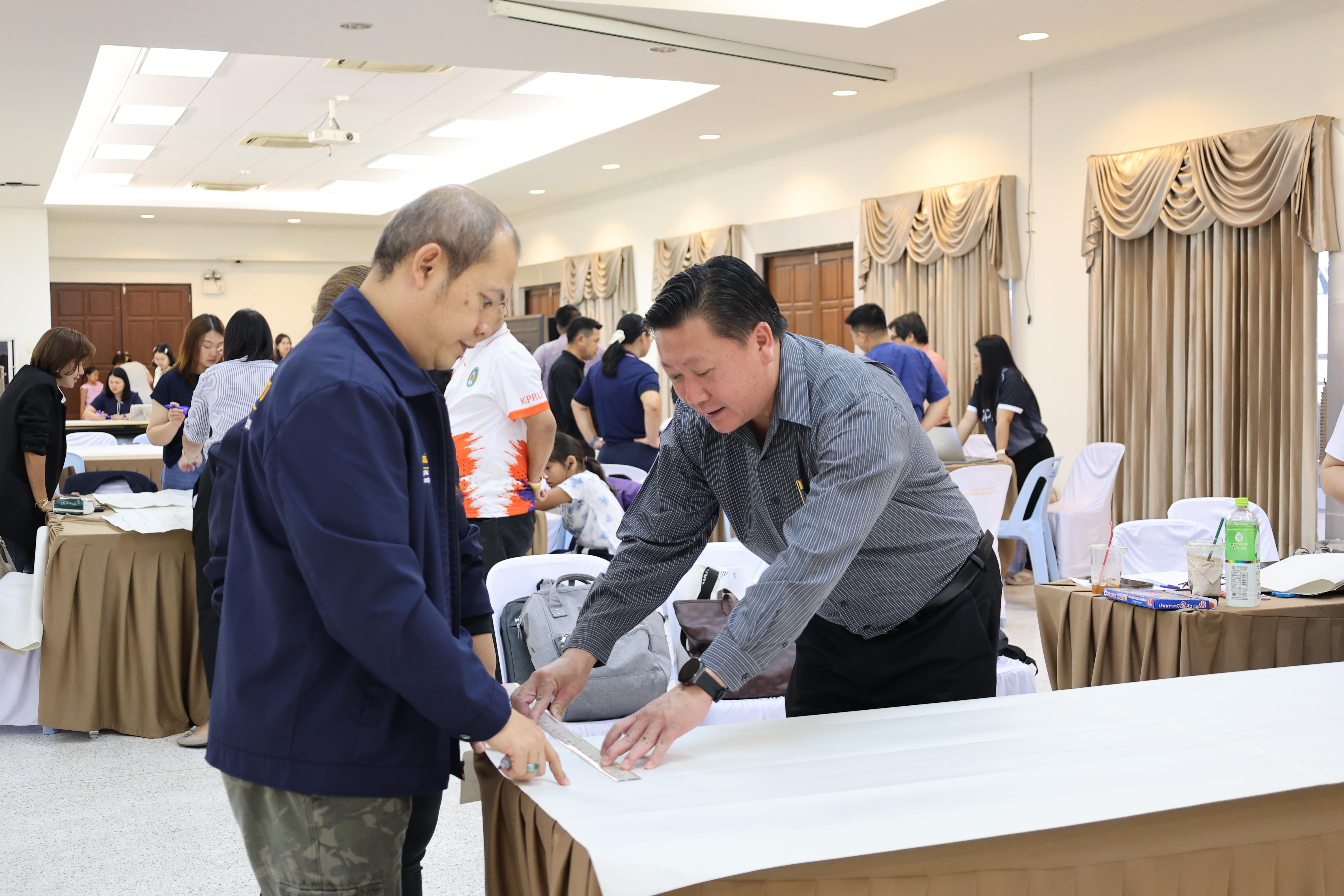 122. วันนี้เป็นการอบรมในโมดูลที่ 10 เรื่อง “ทักษะการโค้ชเพื่อการพัฒนา Soft Skills” .