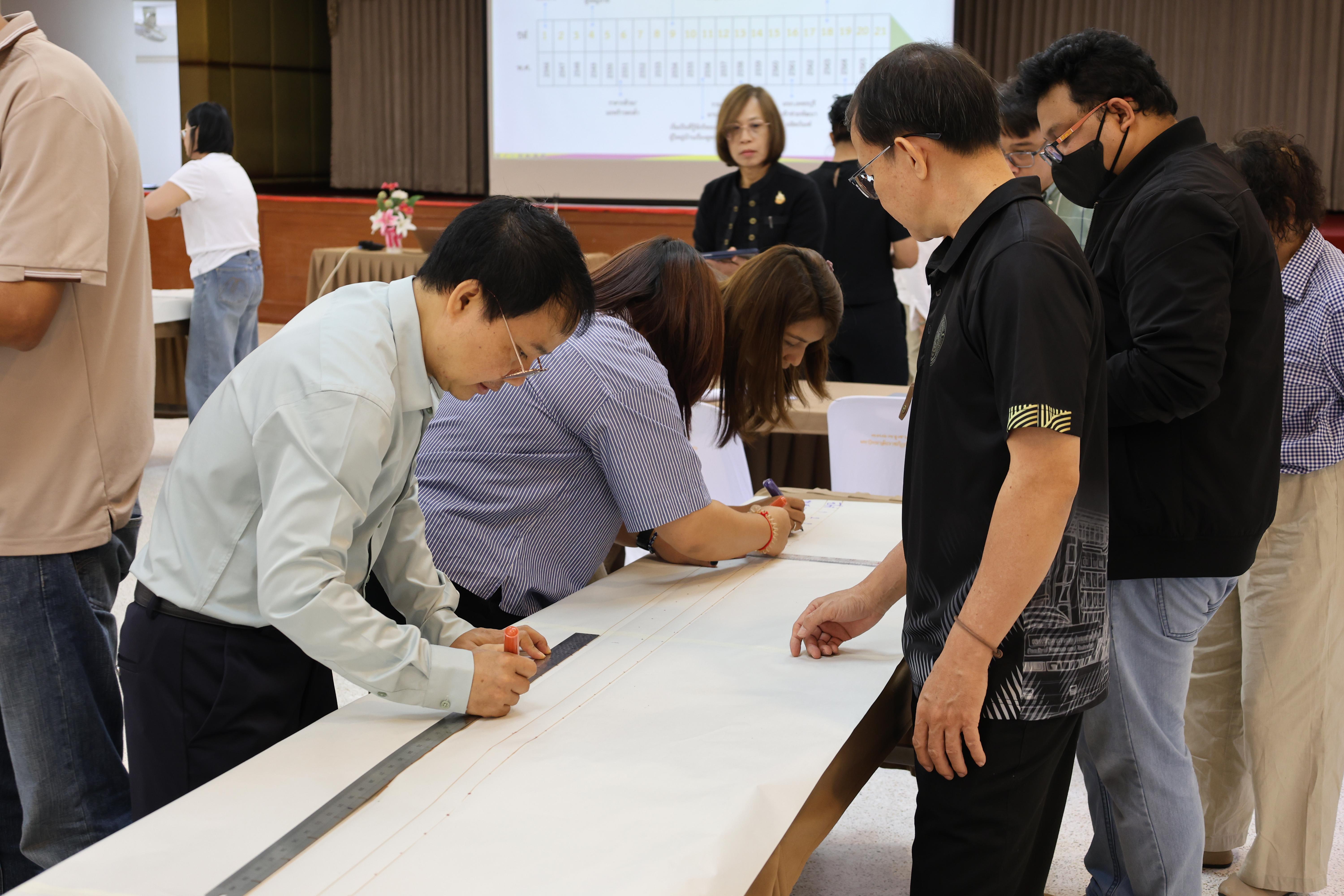 145. วันนี้เป็นการอบรมในโมดูลที่ 10 เรื่อง “ทักษะการโค้ชเพื่อการพัฒนา Soft Skills” .