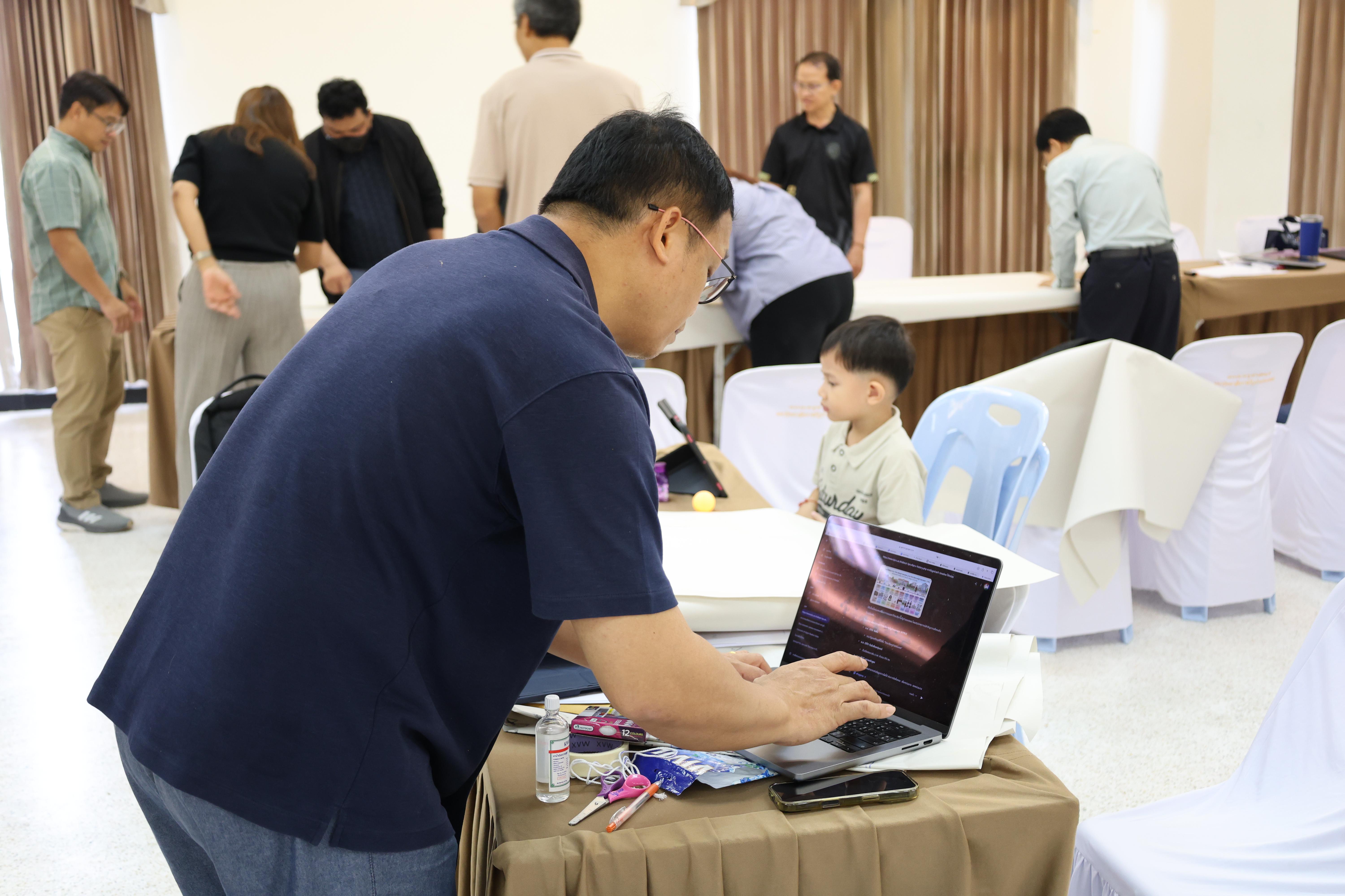 151. วันนี้เป็นการอบรมในโมดูลที่ 10 เรื่อง “ทักษะการโค้ชเพื่อการพัฒนา Soft Skills” .