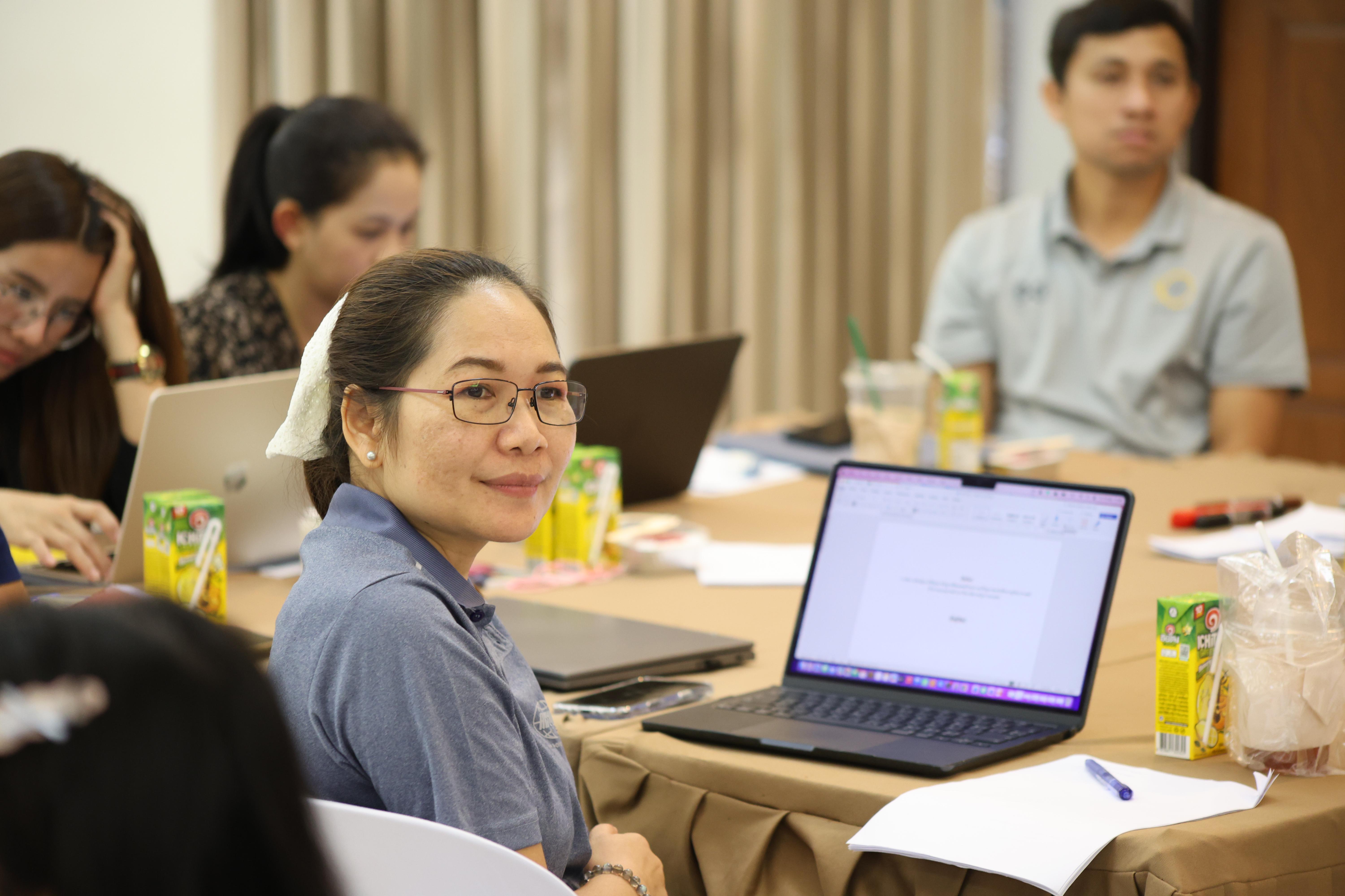 221. วันนี้เป็นการอบรมในโมดูลที่ 10 เรื่อง “ทักษะการโค้ชเพื่อการพัฒนา Soft Skills” .