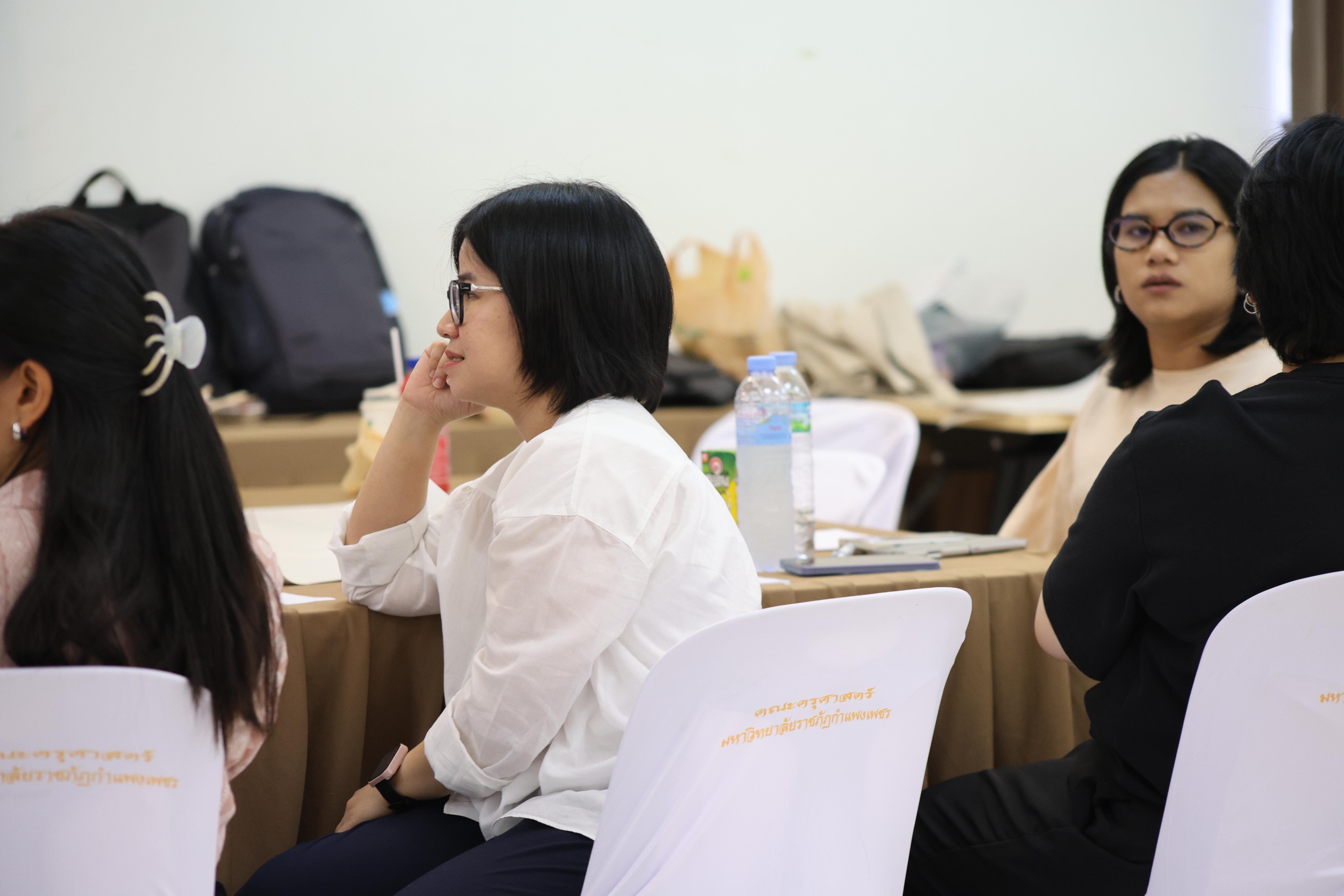 249. วันนี้เป็นการอบรมในโมดูลที่ 10 เรื่อง “ทักษะการโค้ชเพื่อการพัฒนา Soft Skills” .