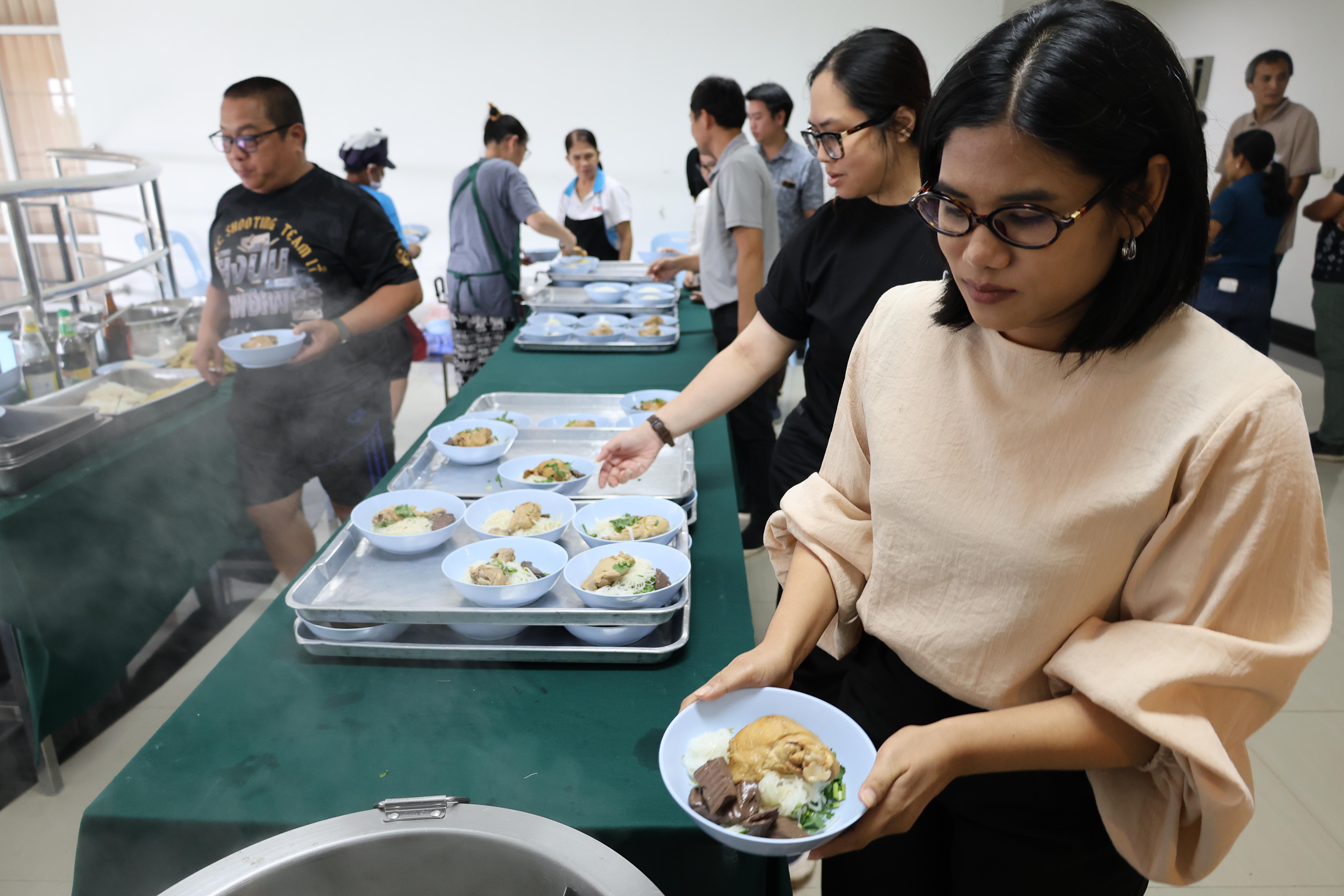 293. วันนี้เป็นการอบรมในโมดูลที่ 10 เรื่อง “ทักษะการโค้ชเพื่อการพัฒนา Soft Skills” .