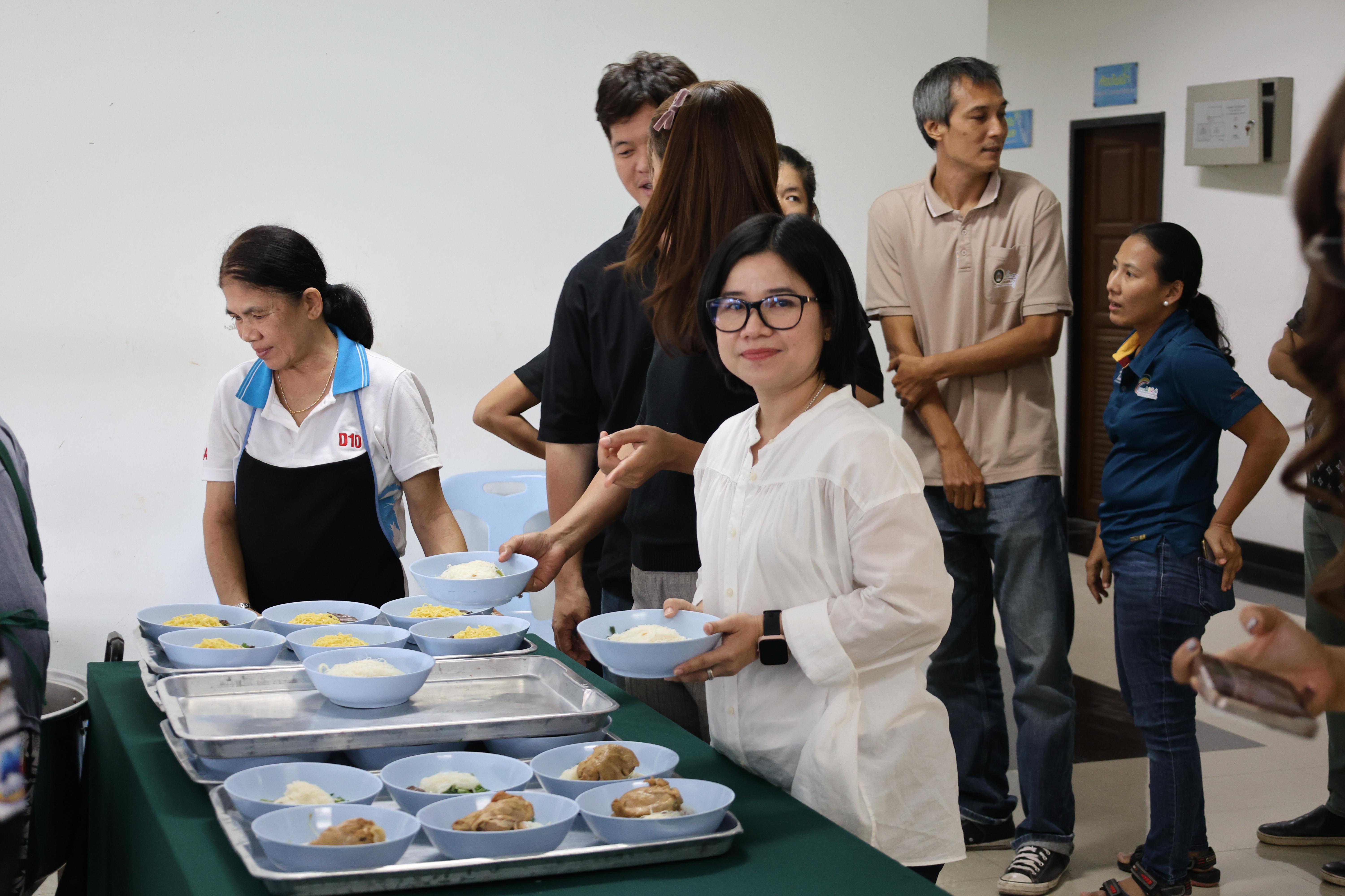 300. วันนี้เป็นการอบรมในโมดูลที่ 10 เรื่อง “ทักษะการโค้ชเพื่อการพัฒนา Soft Skills” .