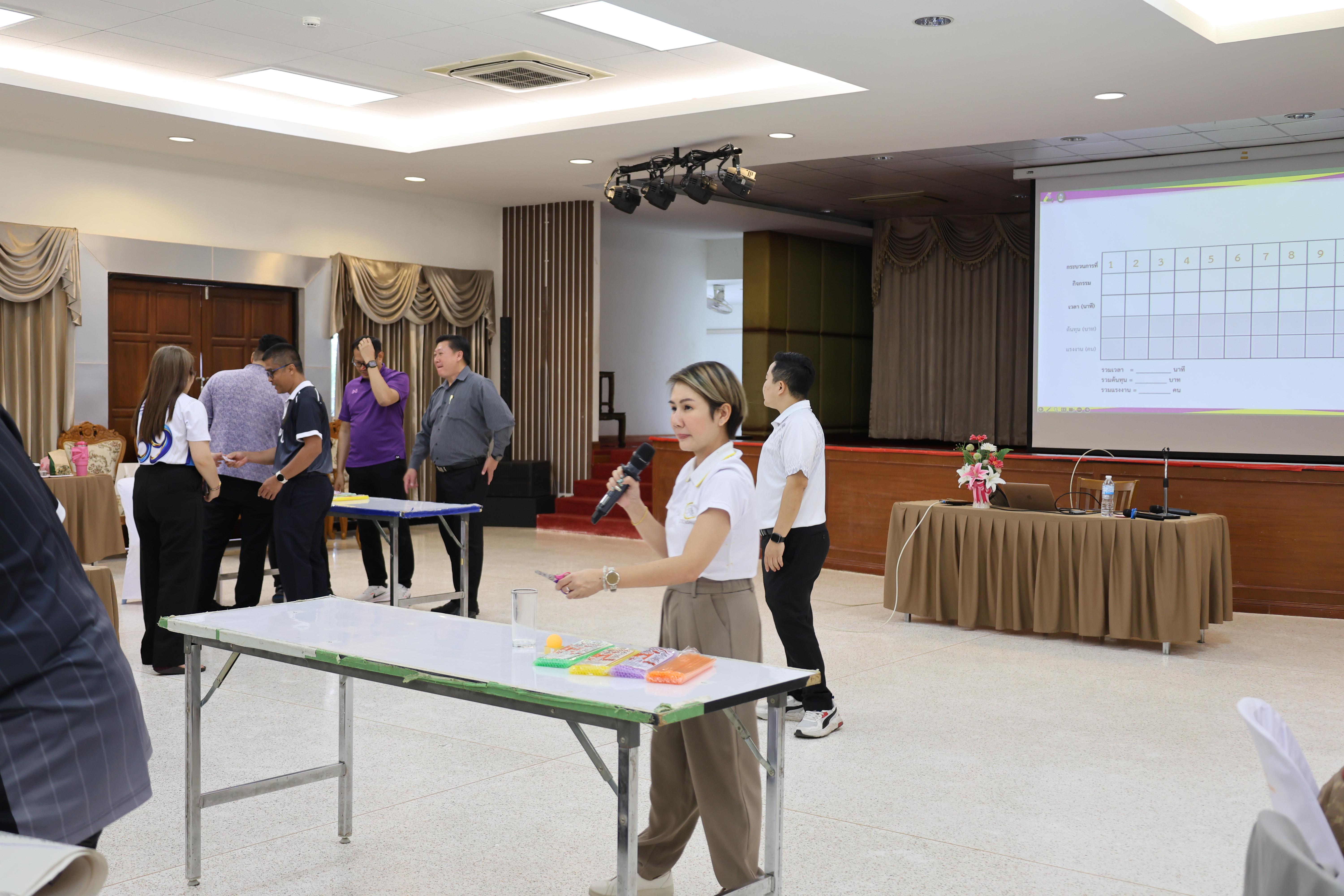 307. วันนี้เป็นการอบรมในโมดูลที่ 10 เรื่อง “ทักษะการโค้ชเพื่อการพัฒนา Soft Skills” .