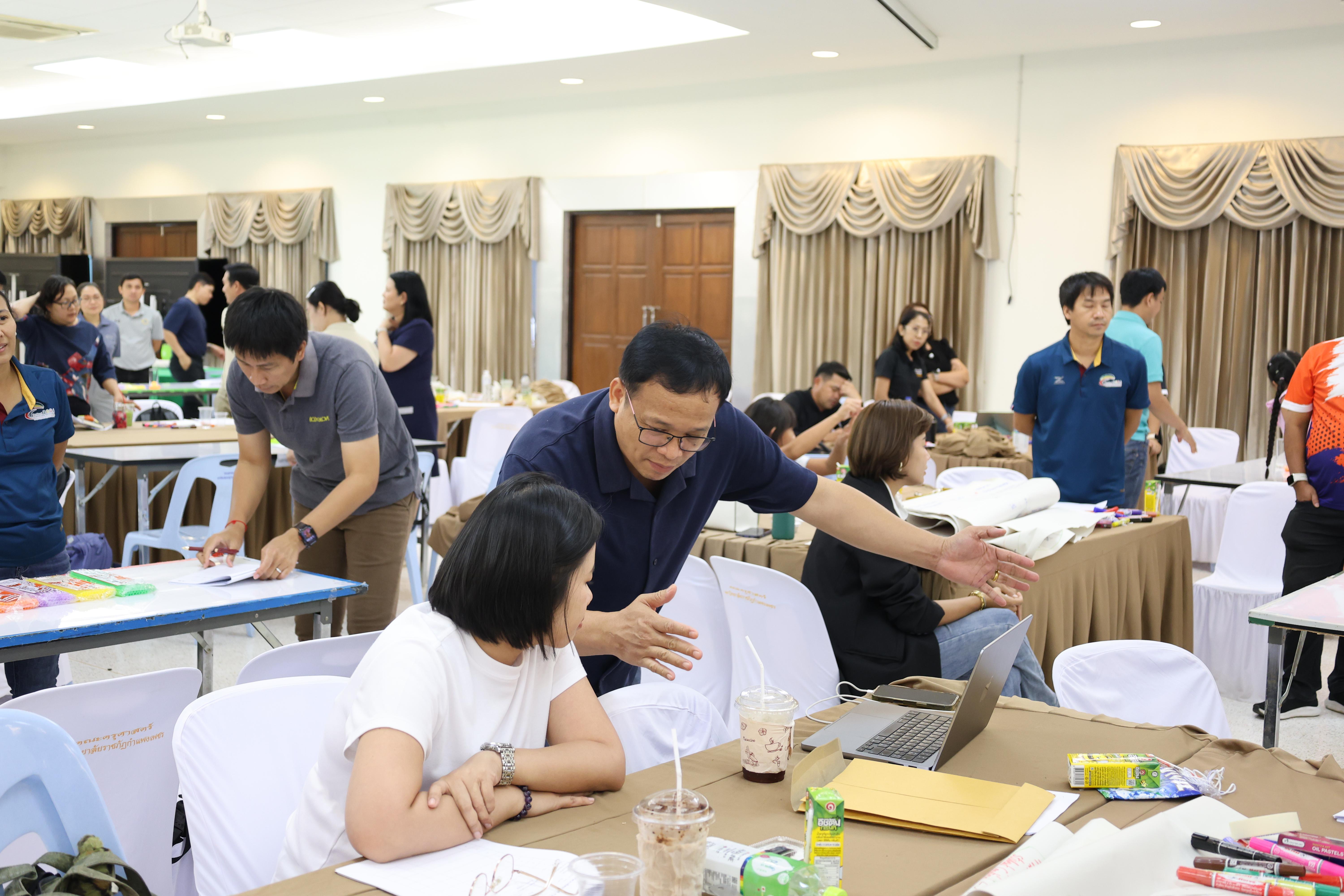 310. วันนี้เป็นการอบรมในโมดูลที่ 10 เรื่อง “ทักษะการโค้ชเพื่อการพัฒนา Soft Skills” .